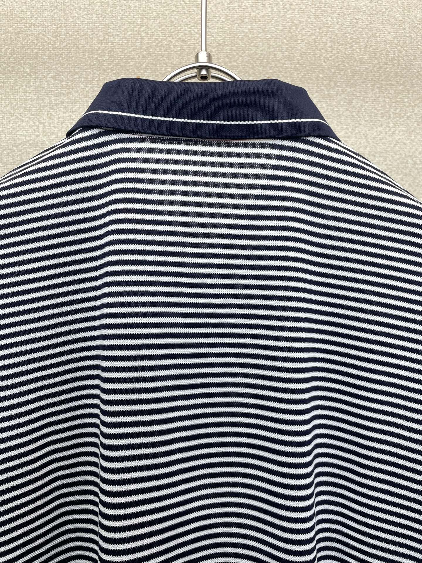 。Hermès爱马仕💥砸锅卖铁都要上的新款新款原单男士休闲短袖 高端定制 高端版本 时尚百搭爆款⚠️⚠️