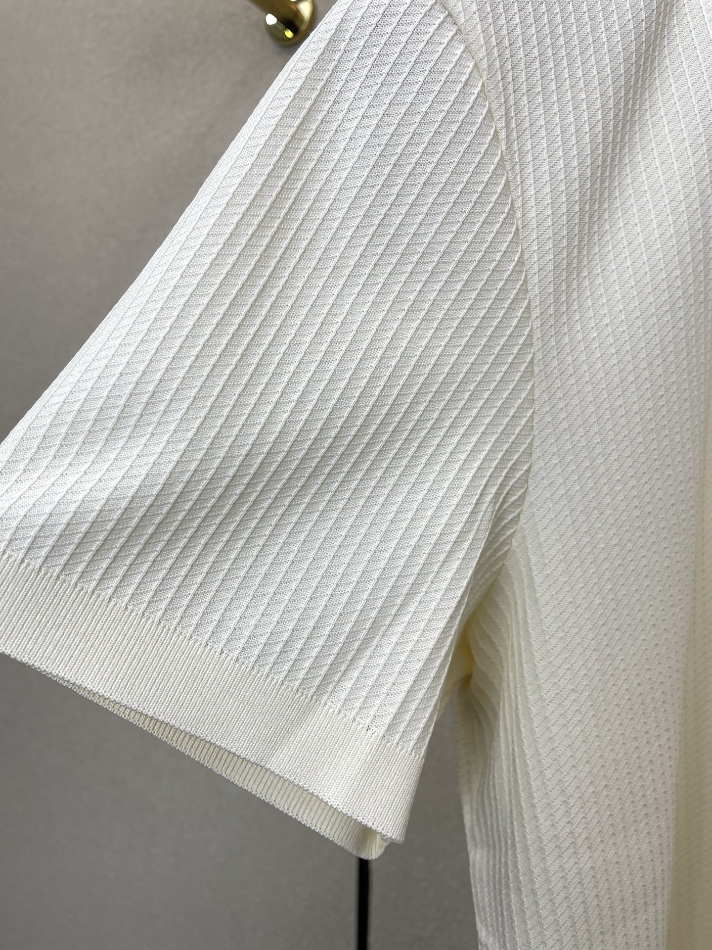 。Hermès爱马仕💥砸锅卖铁都要上的新款新款原单男士休闲短袖 高端定制 高端版本 时尚百搭爆款⚠️⚠️