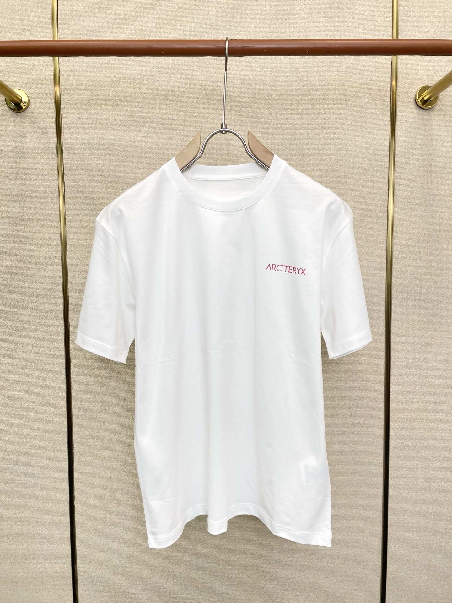 。Arc’teryx始祖鸟💥砸锅卖铁都要上的新款新款原单男士休闲短袖 高端定制 高端版本 时尚百搭爆款⚠