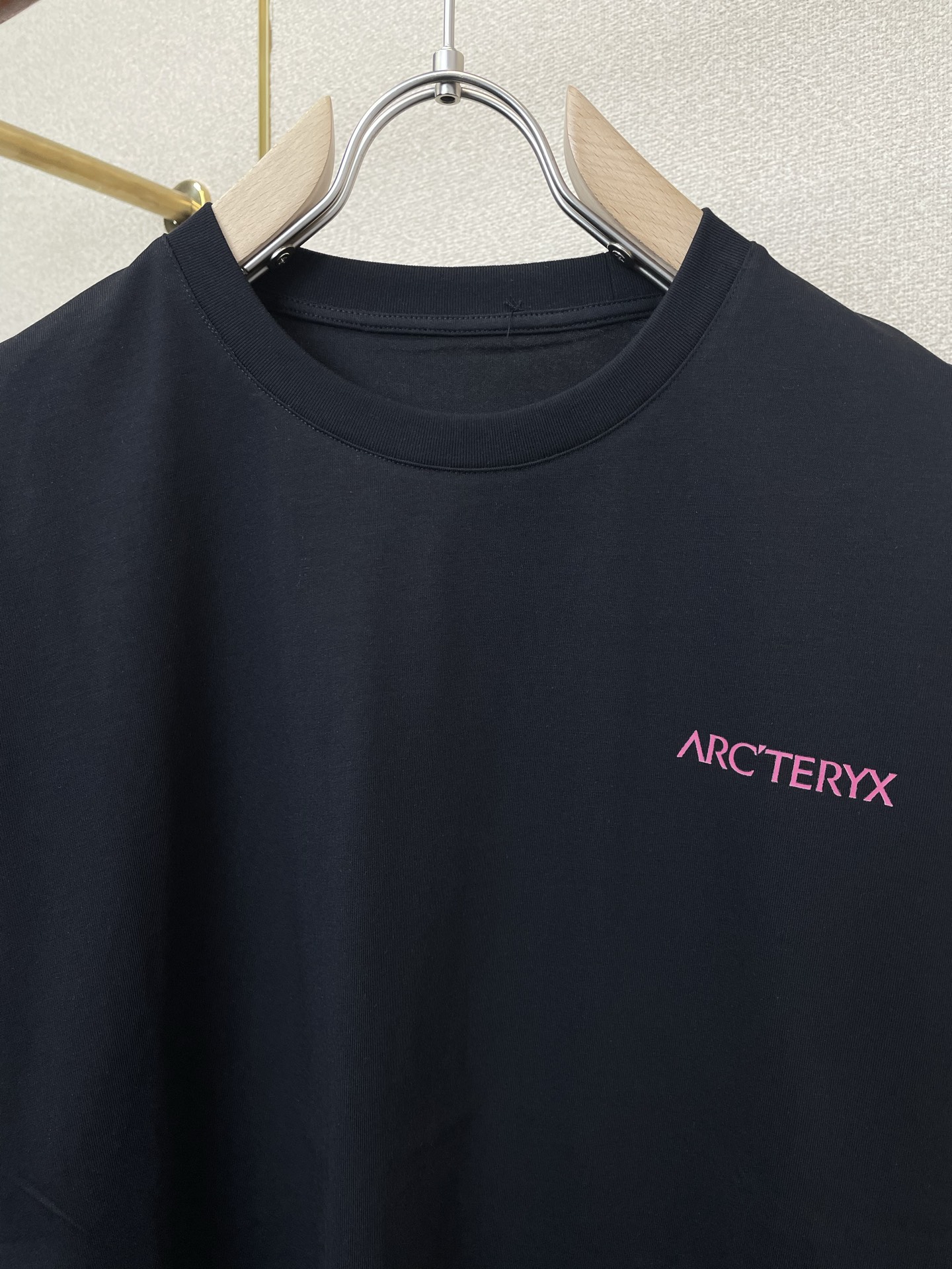 。Arc’teryx始祖鸟💥砸锅卖铁都要上的新款新款原单男士休闲短袖 高端定制 高端版本 时尚百搭爆款⚠