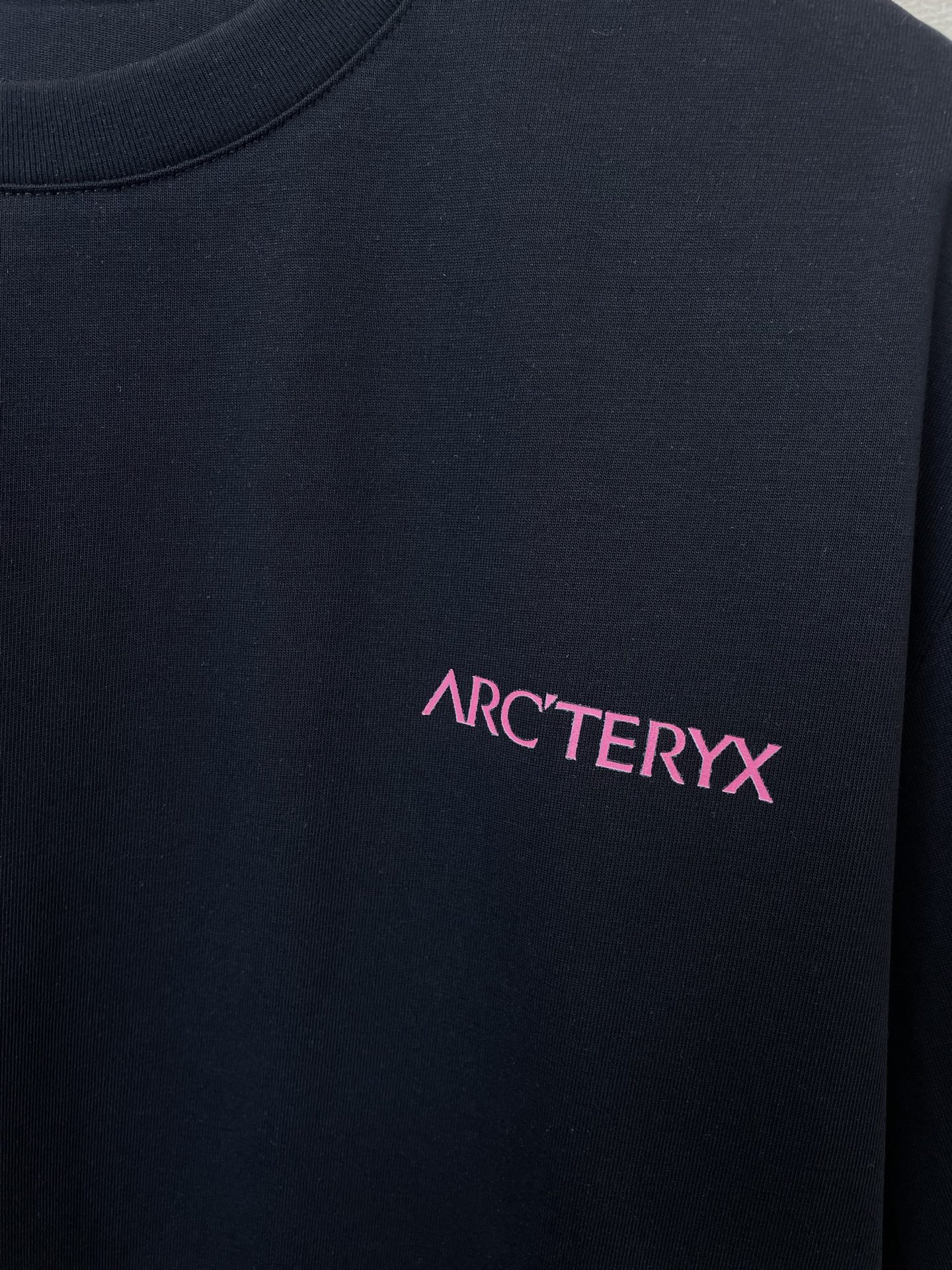 。Arc’teryx始祖鸟💥砸锅卖铁都要上的新款新款原单男士休闲短袖 高端定制 高端版本 时尚百搭爆款⚠