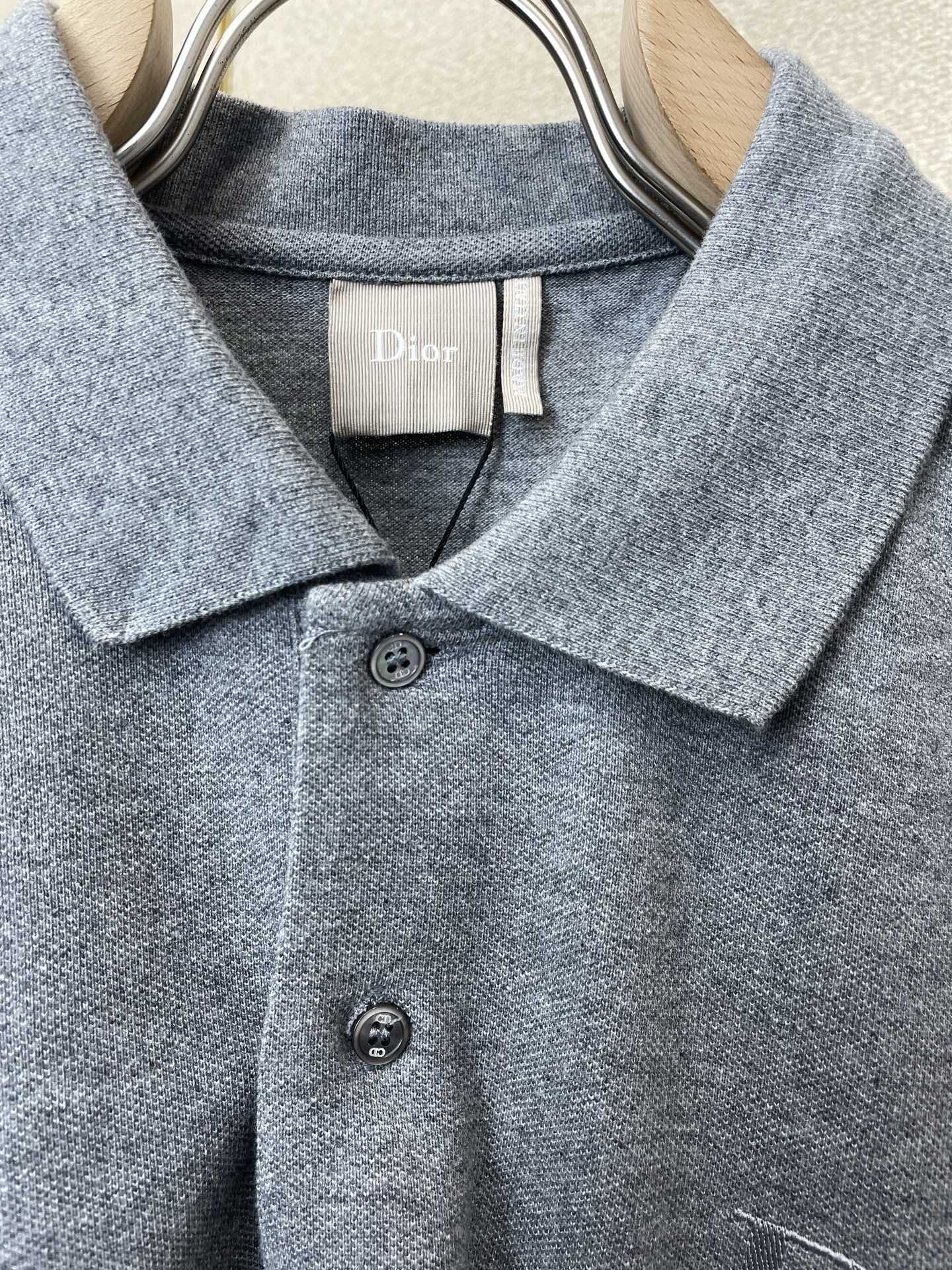 。Dior迪奥💥砸锅卖铁都要上的新款新款原单男士休闲短袖 高端定制 高端版本 时尚百搭爆款⚠️⚠️✨✨进