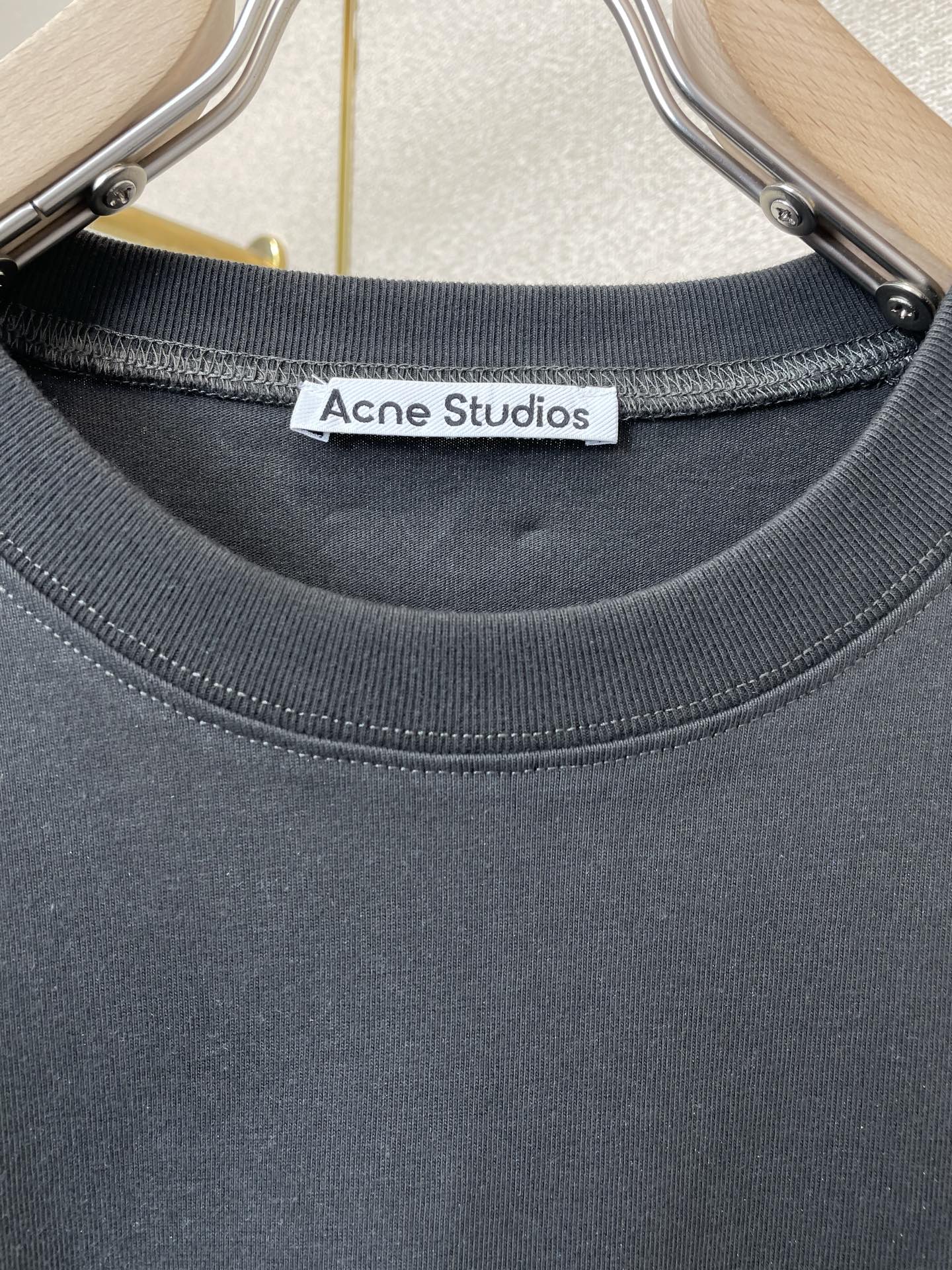 。Acne Studios💥砸锅卖铁都要上的新款新款原单男士休闲短袖 高端定制 高端版本 时尚百搭爆款⚠