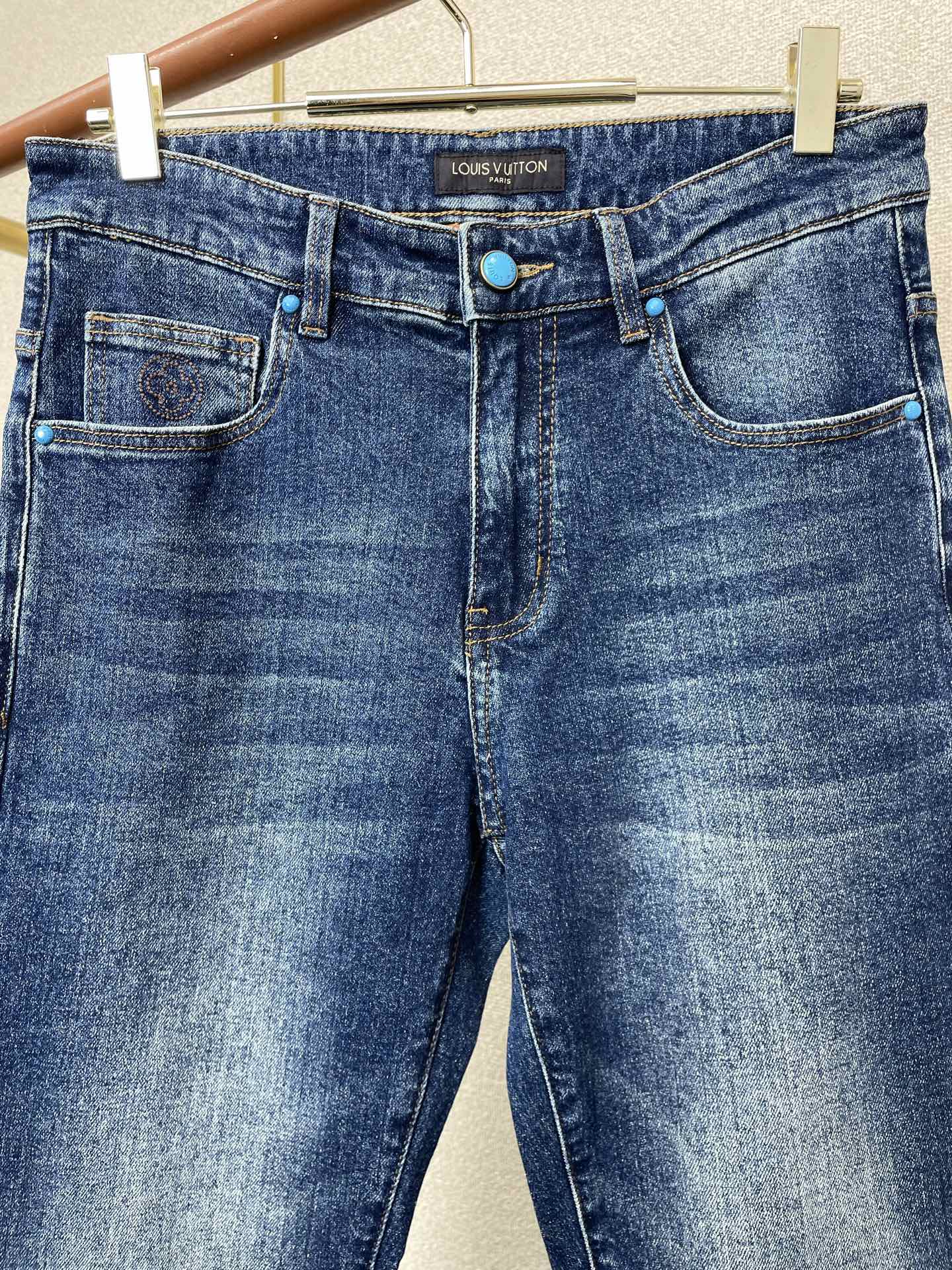 。Louis Vuitton路易威登💥砸锅卖铁都要上的新款新款休闲牛仔裤👖高端版本 专柜定制面料 透气舒