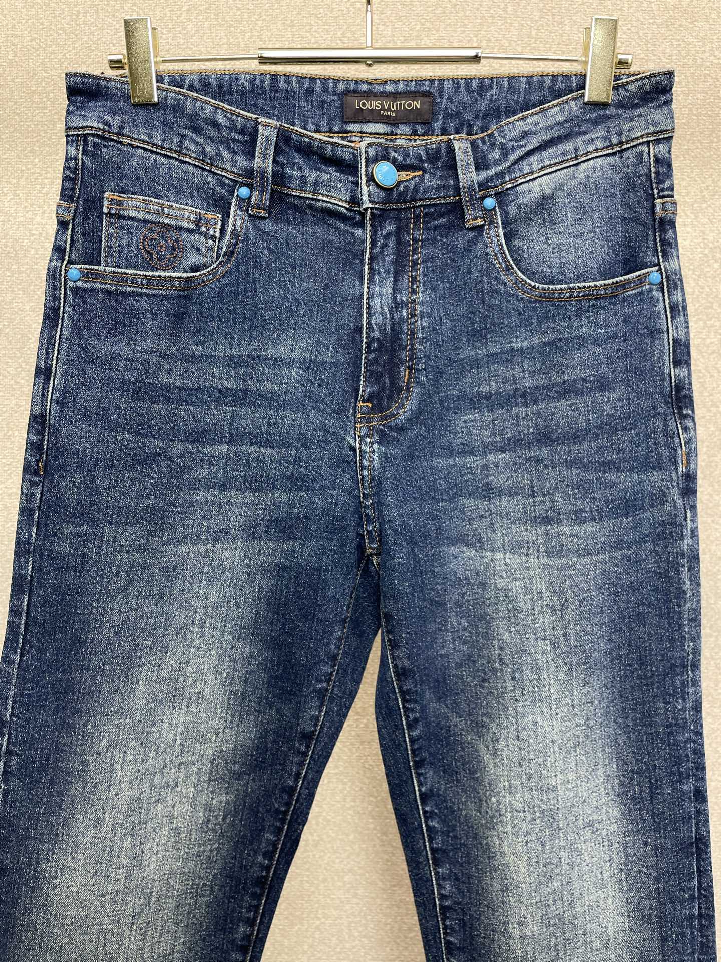 。Louis Vuitton路易威登💥砸锅卖铁都要上的新款新款休闲牛仔裤👖高端版本 专柜定制面料 透气舒
