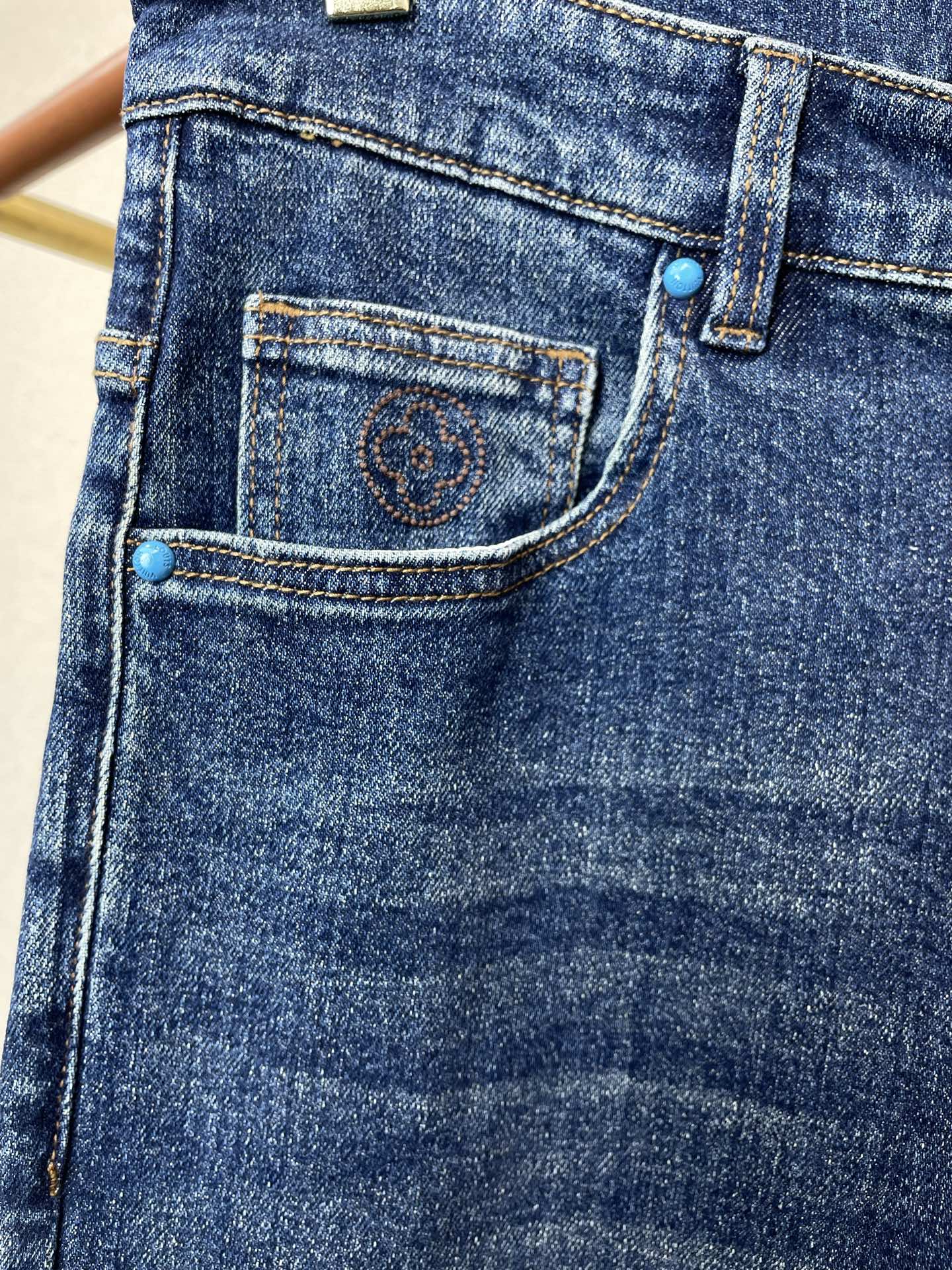 。Louis Vuitton路易威登💥砸锅卖铁都要上的新款新款休闲牛仔裤👖高端版本 专柜定制面料 透气舒