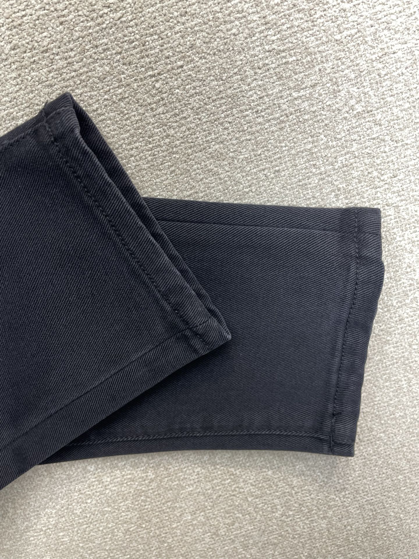 。Dolce&Gabbana杜嘉班纳💥砸锅卖铁都要上的新款新款休闲牛仔裤👖高端版本 专柜定制面料 透气舒