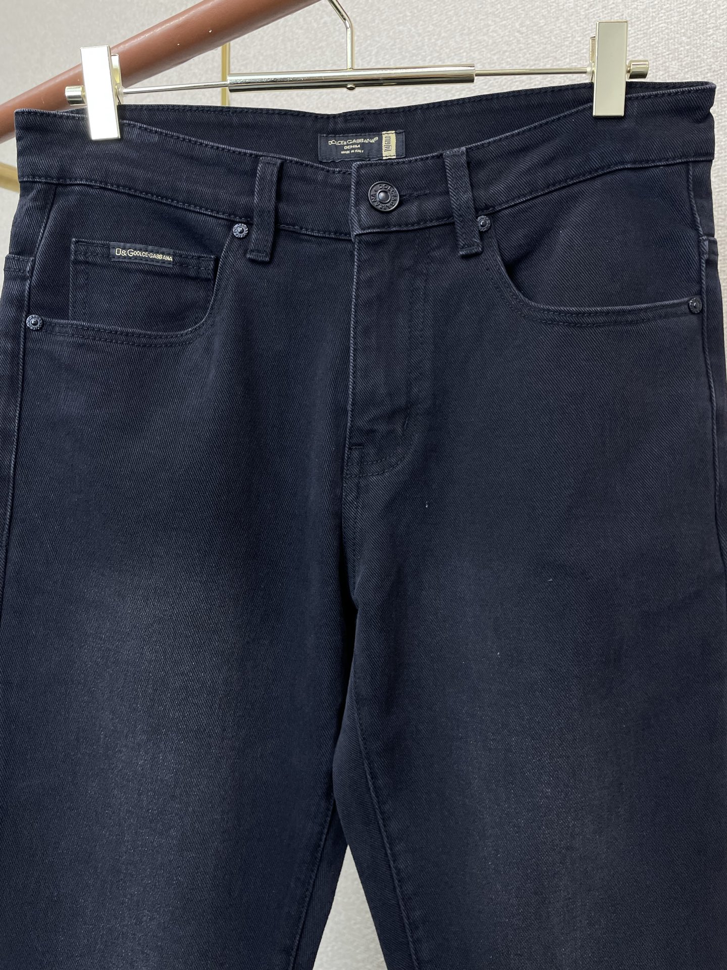 。Dolce&Gabbana杜嘉班纳💥砸锅卖铁都要上的新款新款休闲牛仔裤👖高端版本 专柜定制面料 透气舒