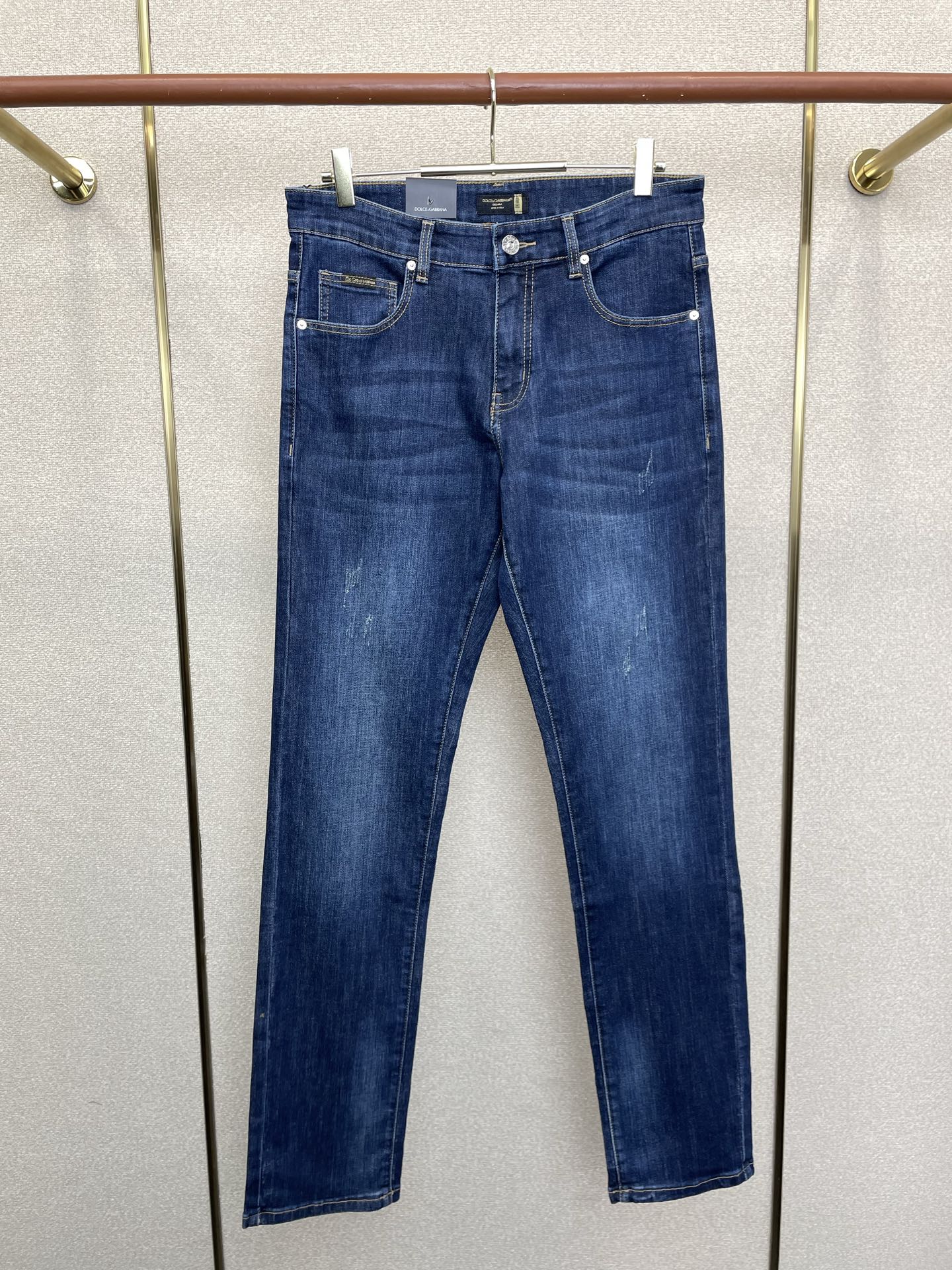 。Dolce&Gabbana杜嘉班纳💥砸锅卖铁都要上的新款新款休闲牛仔裤👖高端版本 专柜定制面料 透气舒