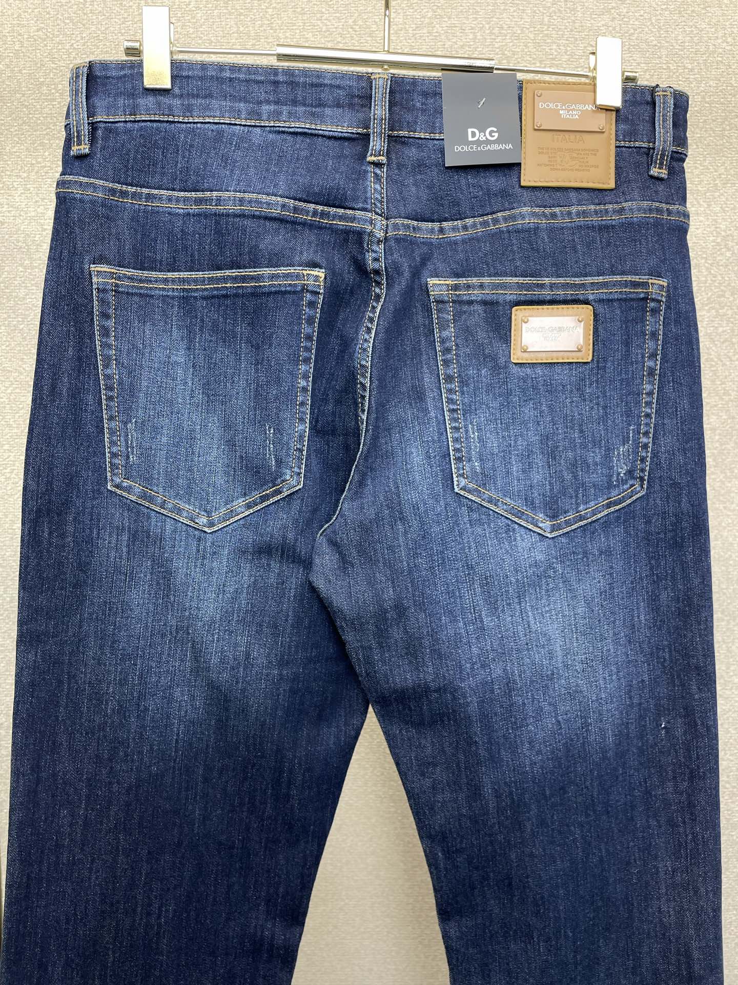 。Dolce&Gabbana杜嘉班纳💥砸锅卖铁都要上的新款新款休闲牛仔裤👖高端版本 专柜定制面料 透气舒