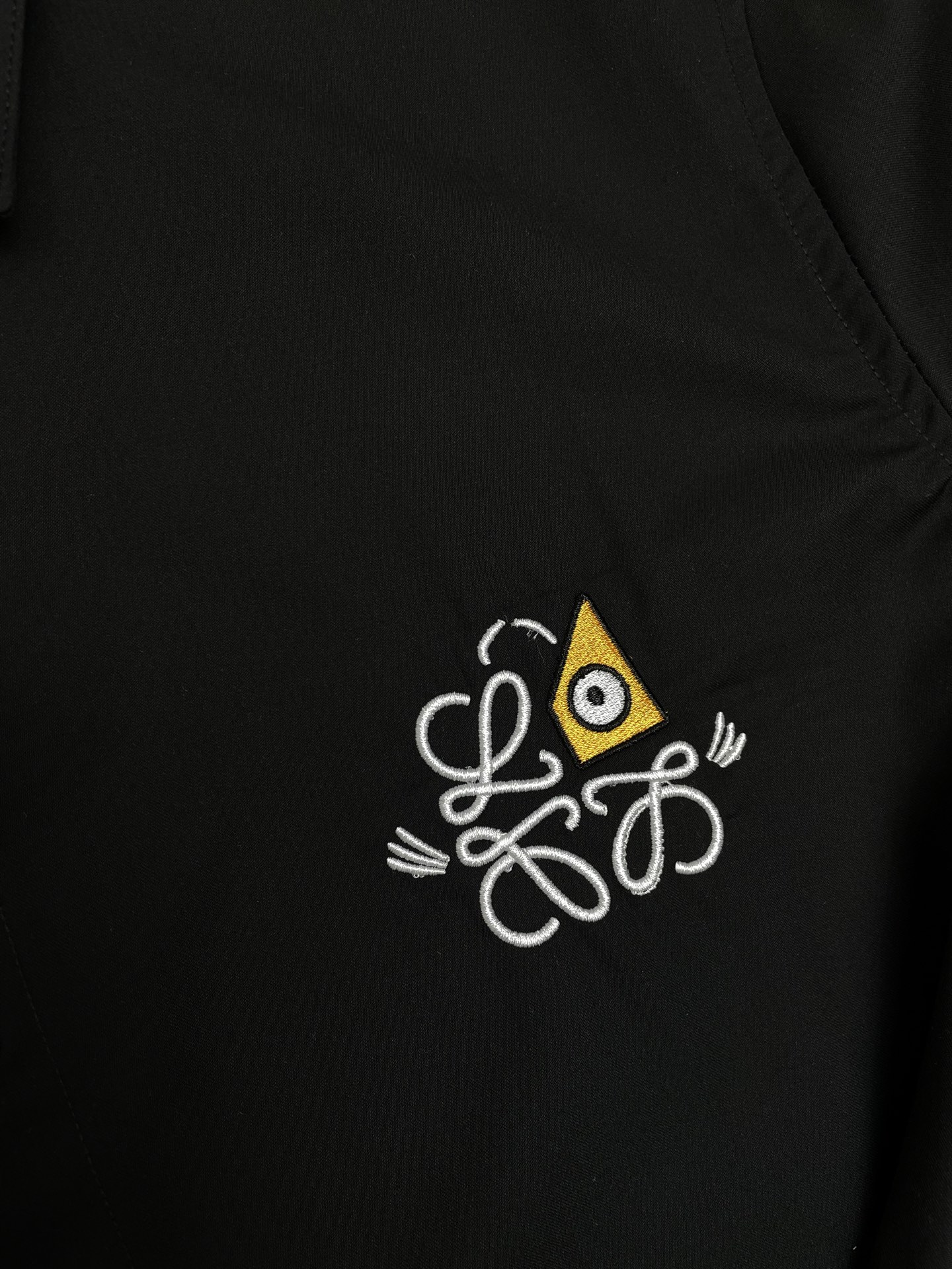 。LOEWE罗意威💥砸锅卖铁都要上的新款新款男士休闲长袖衬衫 高端定制 高端版本 时尚百搭爆款⚠️⚠️✨