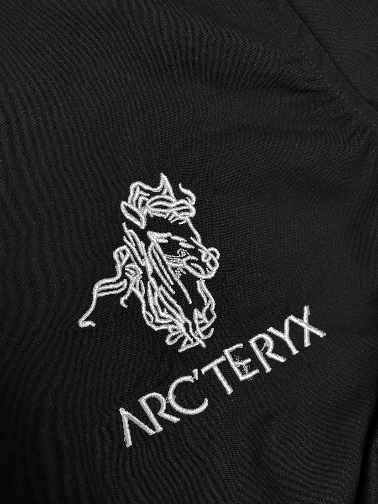 。Arc’teryx始祖鸟💥砸锅卖铁都要上的新款新款男士休闲长袖衬衫 高端定制 高端版本 时尚百搭爆款⚠