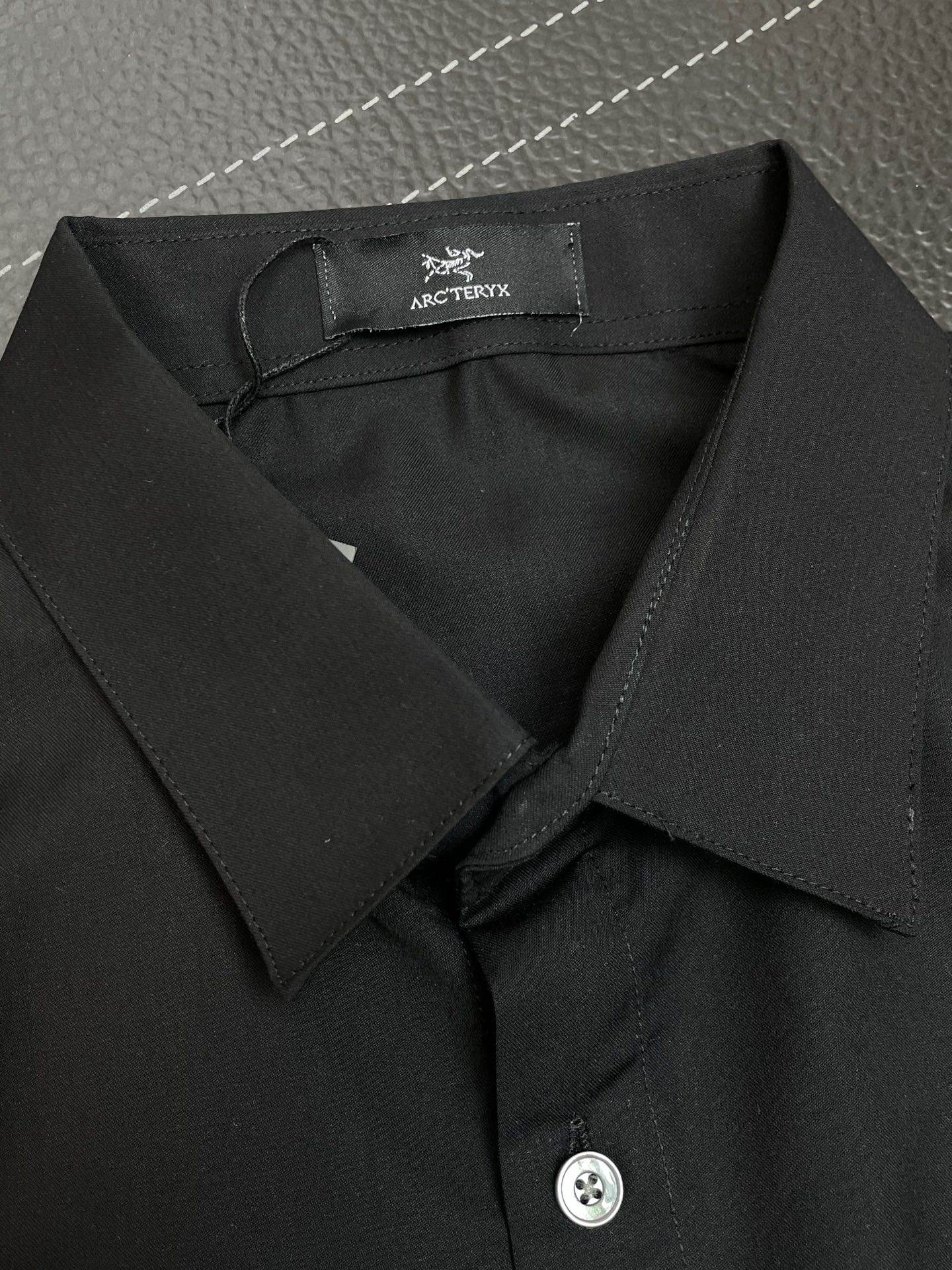 。Arc’teryx始祖鸟💥砸锅卖铁都要上的新款新款男士休闲长袖衬衫 高端定制 高端版本 时尚百搭爆款⚠