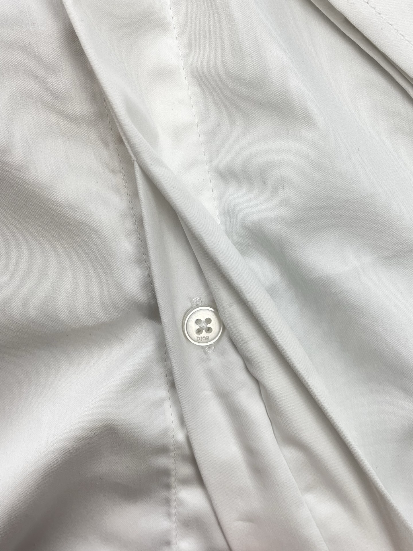 。Dior迪奥💥砸锅卖铁都要上的新款新款男士休闲衬衫 高端定制 高端版本 时尚百搭爆款⚠️⚠️✨✨进口面