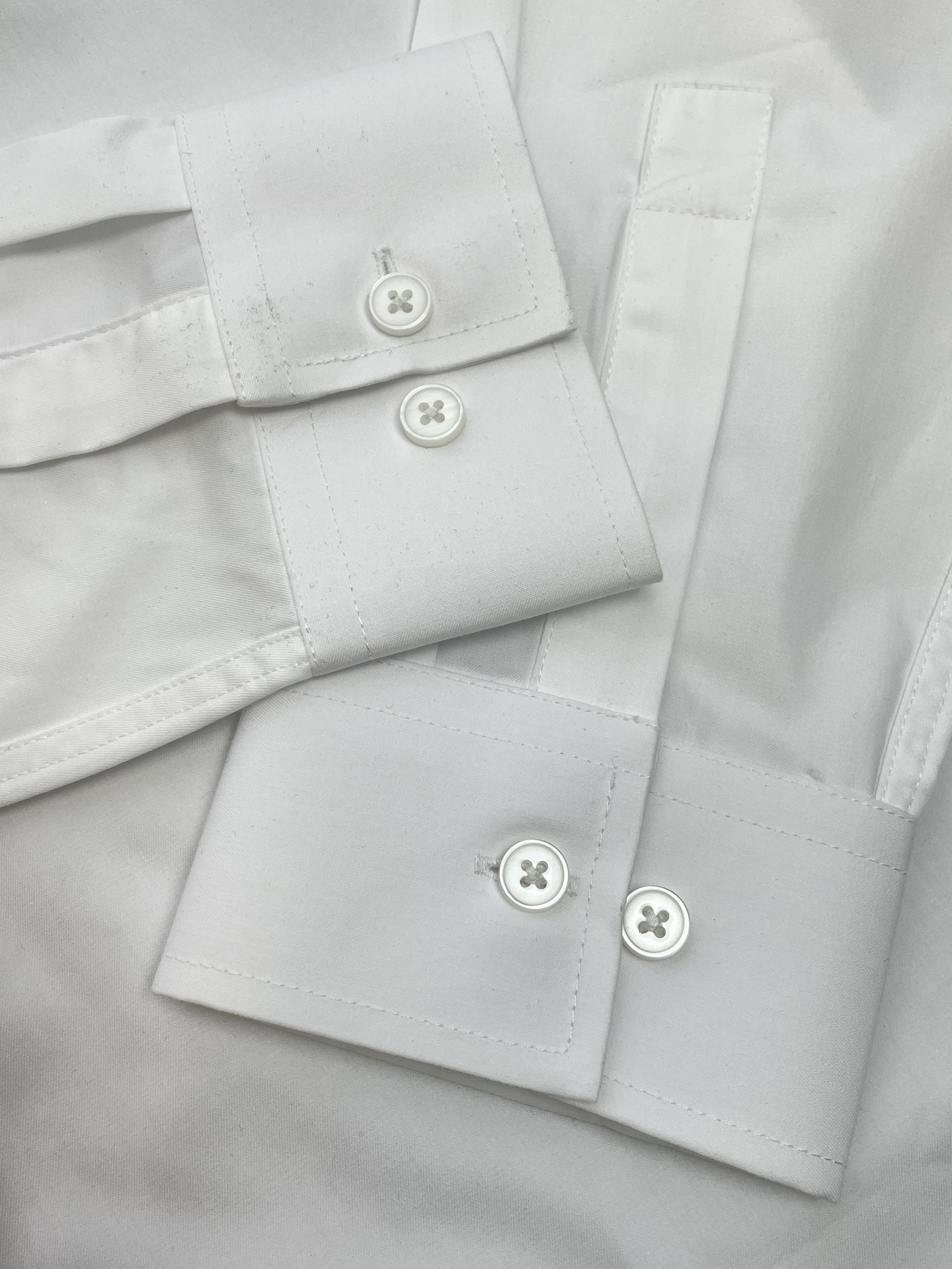 。Dior迪奥💥砸锅卖铁都要上的新款新款男士休闲衬衫 高端定制 高端版本 时尚百搭爆款⚠️⚠️✨✨进口面