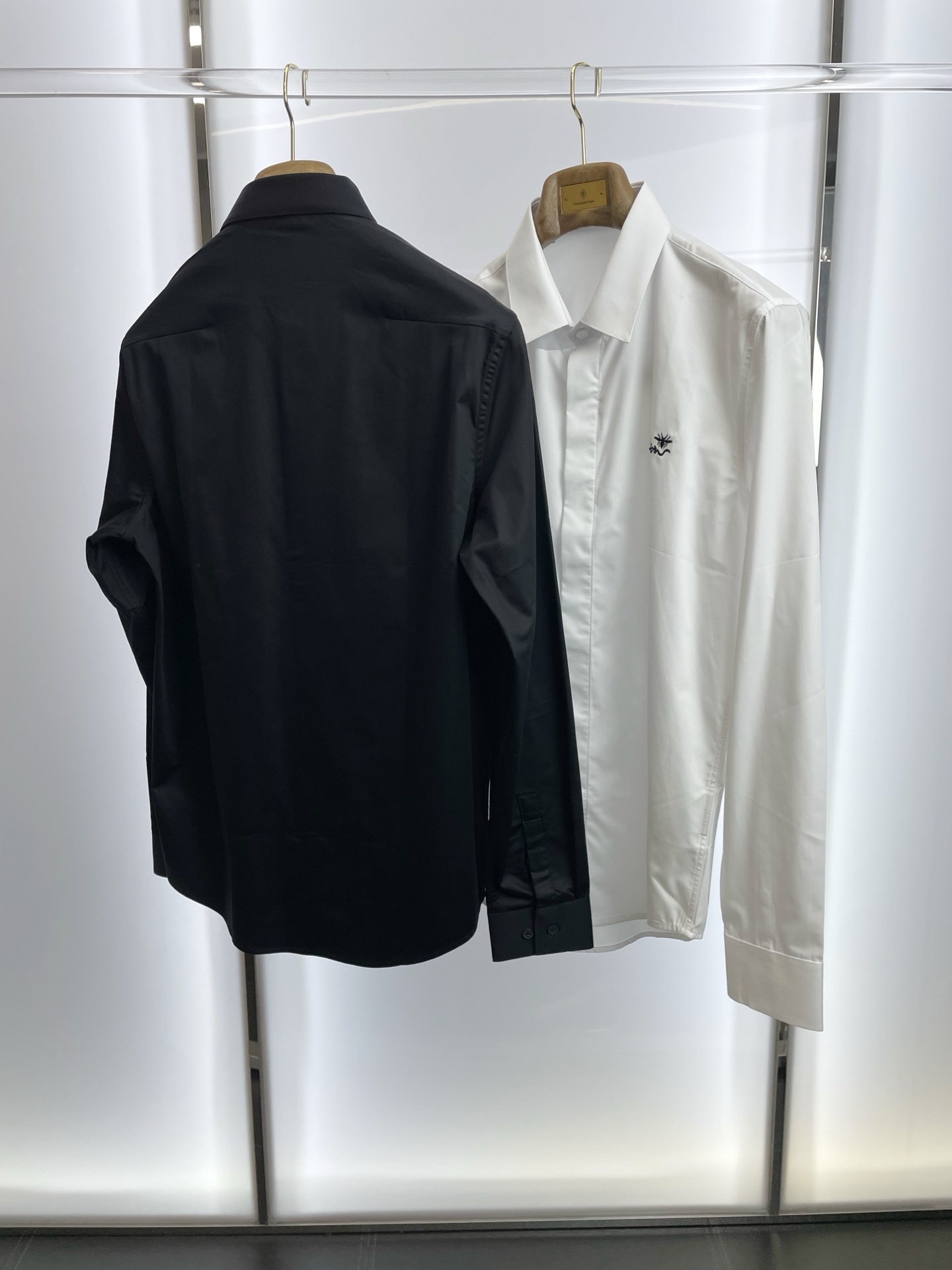 。Dior迪奥💥砸锅卖铁都要上的新款新款男士休闲衬衫 高端定制 高端版本 时尚百搭爆款⚠️⚠️✨✨进口面