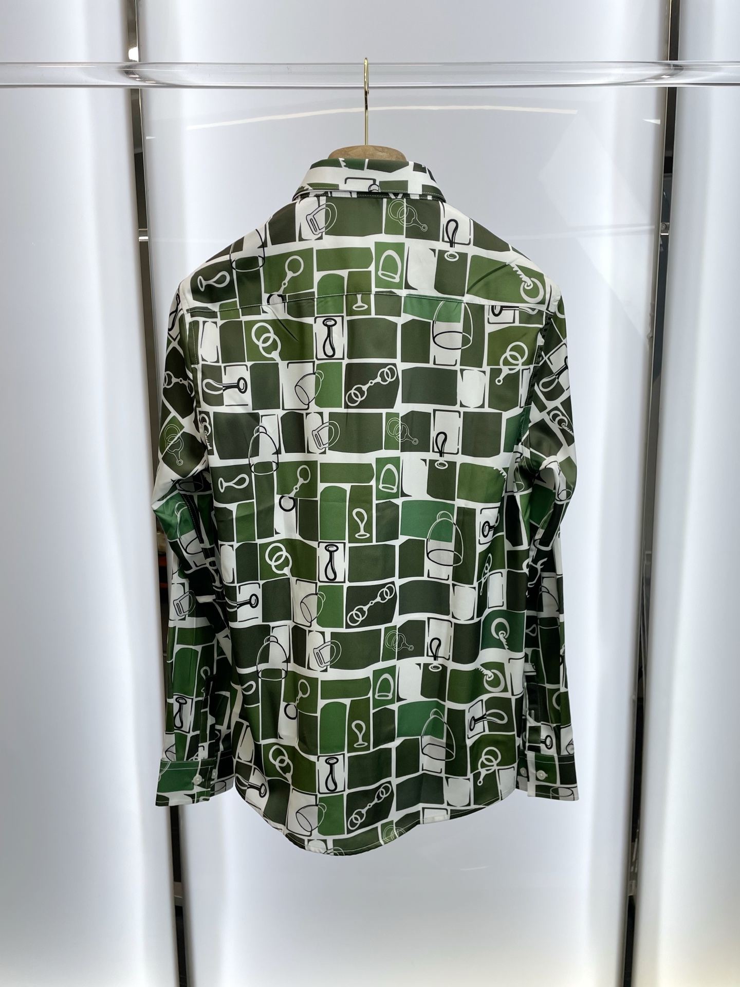 。Hermès爱马仕💥砸锅卖铁都要上的新款新款原单男士休闲长袖衬衫 高端定制 高端版本 时尚百搭爆款⚠️