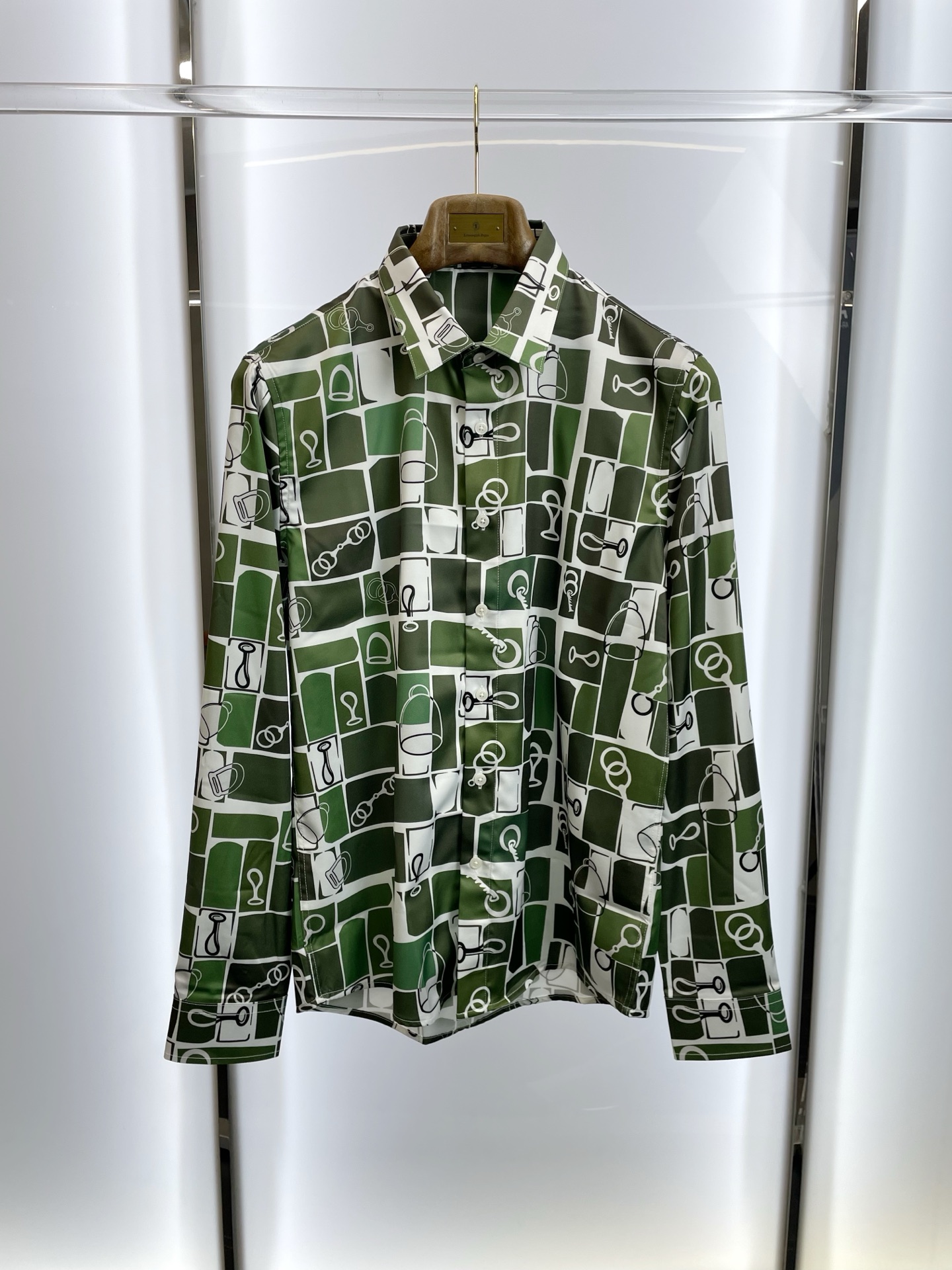 。Hermès爱马仕💥砸锅卖铁都要上的新款新款原单男士休闲长袖衬衫 高端定制 高端版本 时尚百搭爆款⚠️