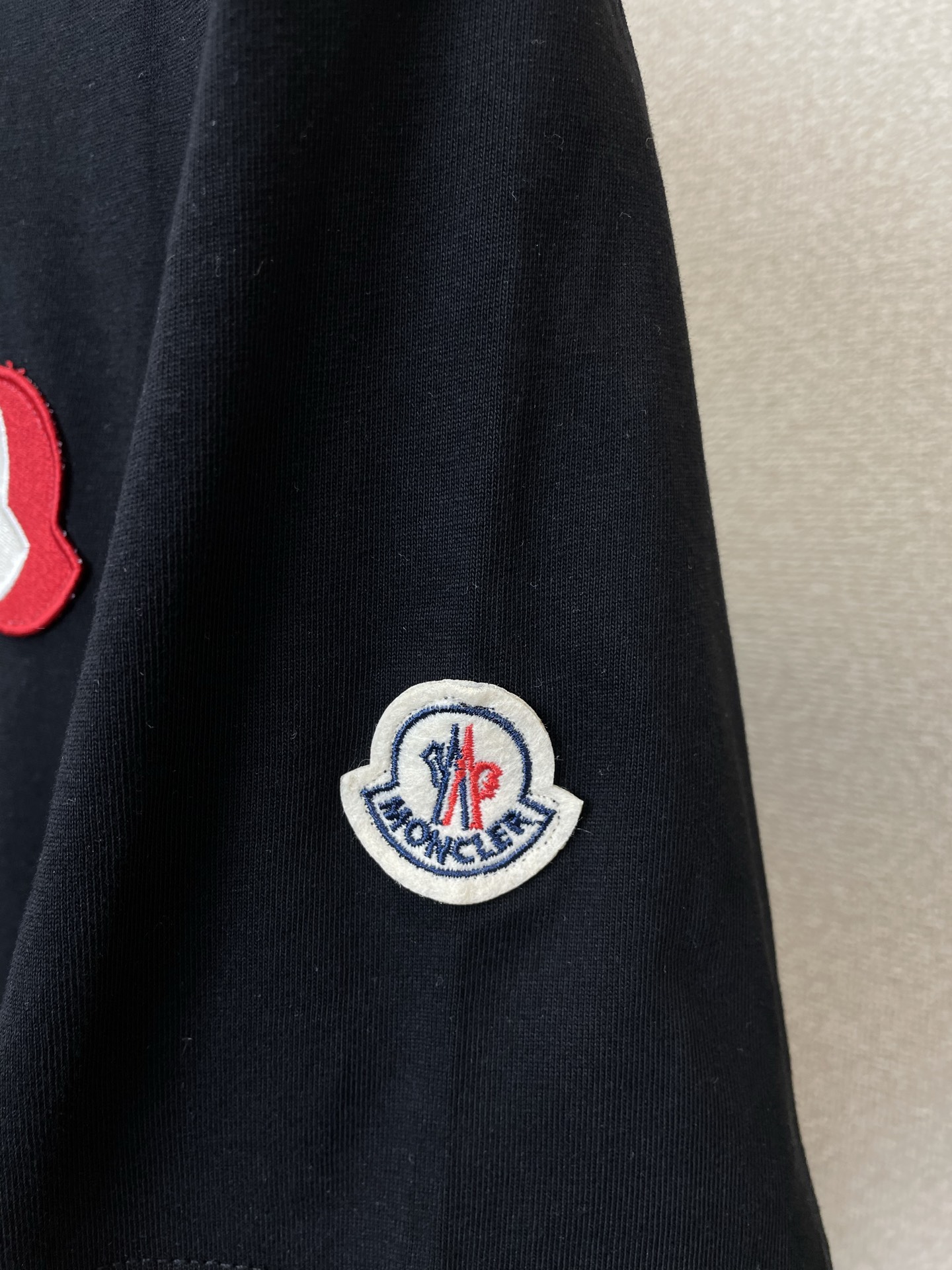 。Moncler蒙口💥砸锅卖铁都要上的新款新款原单男士休闲短袖 高端定制 高端版本 时尚百搭爆款⚠️⚠️