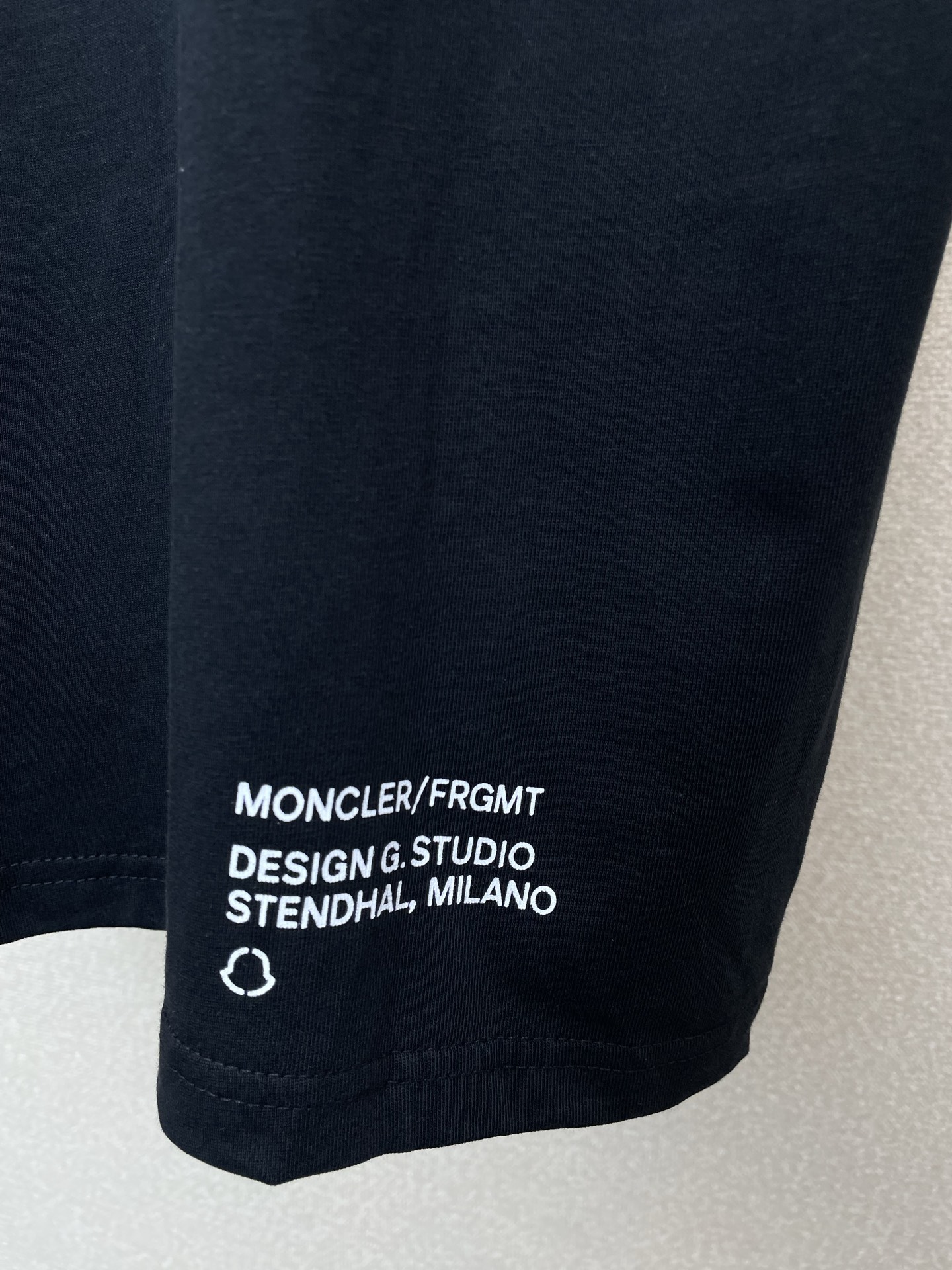 。Moncler蒙口💥砸锅卖铁都要上的新款新款原单男士休闲短袖 高端定制 高端版本 时尚百搭爆款⚠️⚠️