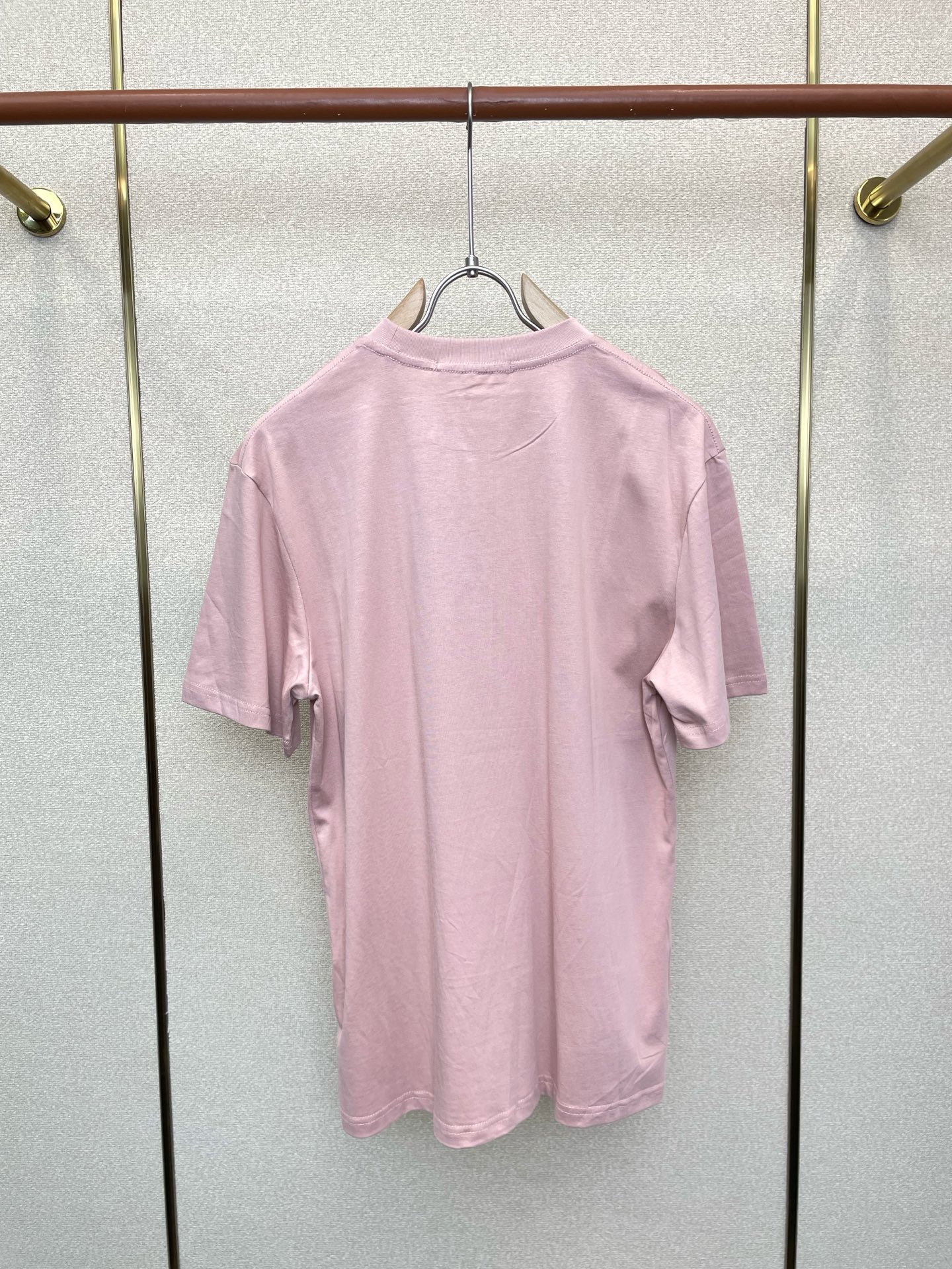 。Louis Vuitton路易威登💥砸锅卖铁都要上的新款新款原单男士休闲短袖 高端定制 高端版本 时尚