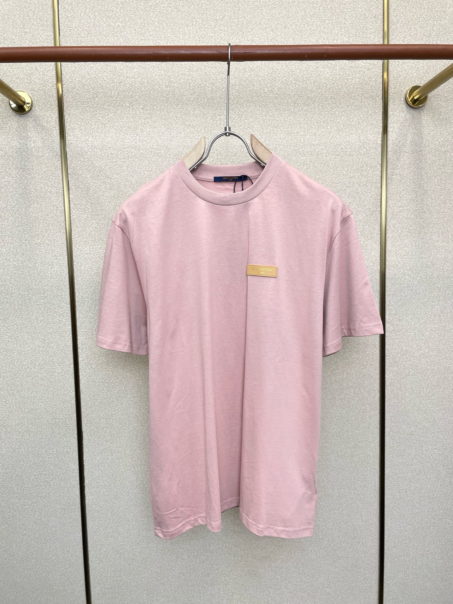 。Louis Vuitton路易威登💥砸锅卖铁都要上的新款新款原单男士休闲短袖 高端定制 高端版本 时尚