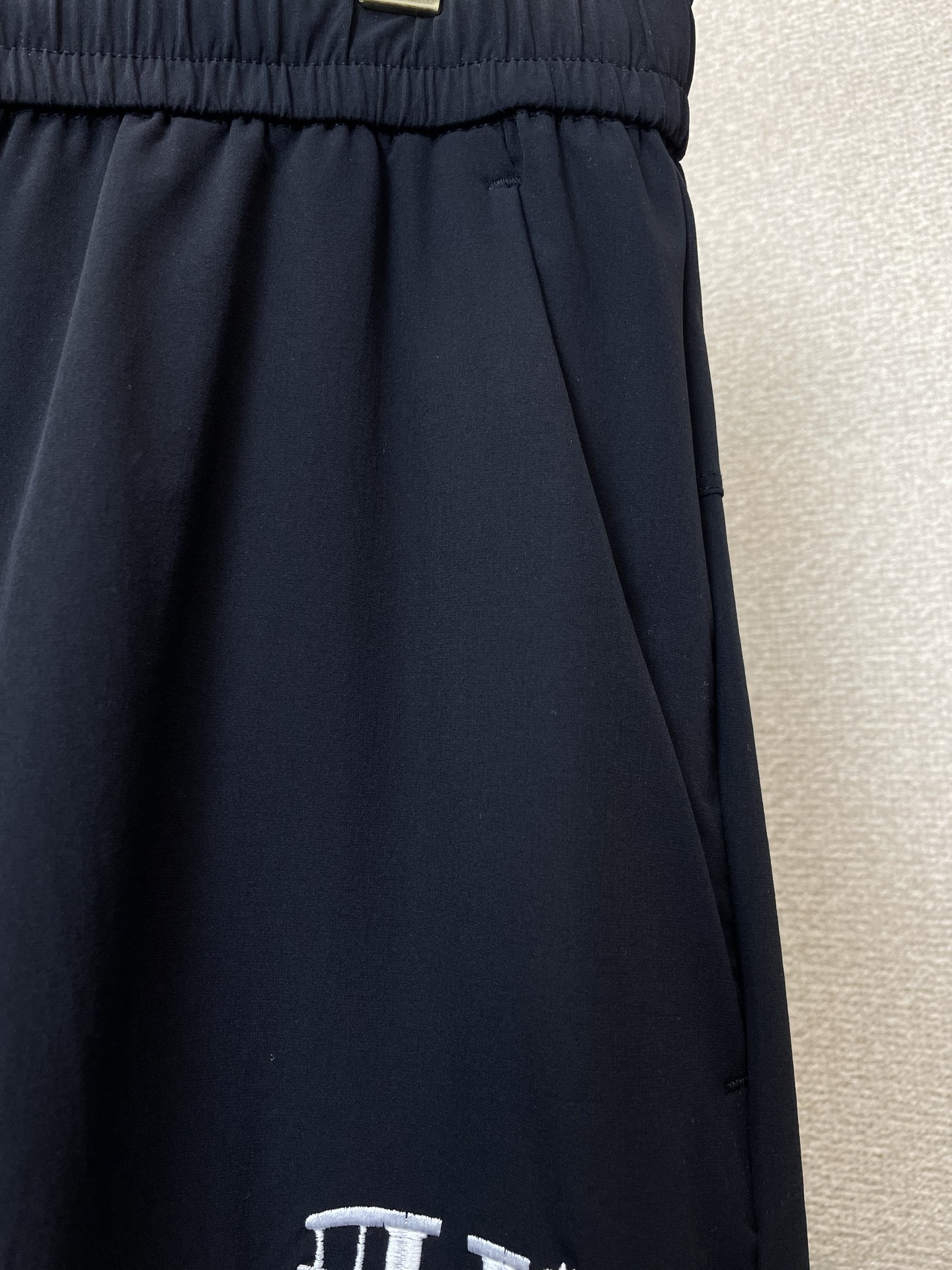 。Hermès爱马仕💥砸锅卖铁都要上的新款新款原单男士休闲裤 高端定制 高端版本 时尚百搭爆款⚠️⚠️✨