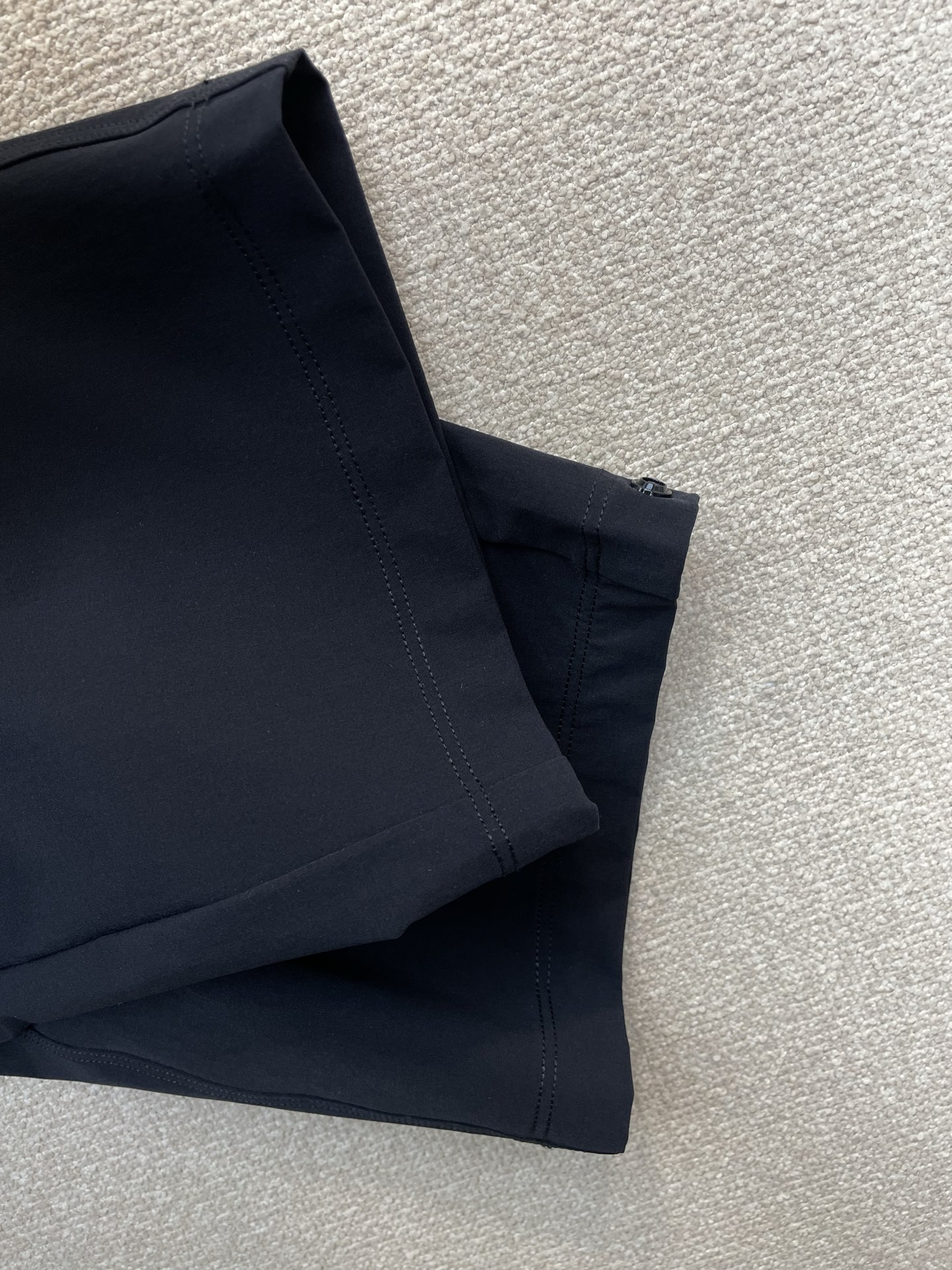 。Hermès爱马仕💥砸锅卖铁都要上的新款新款原单男士休闲裤 高端定制 高端版本 时尚百搭爆款⚠️⚠️✨