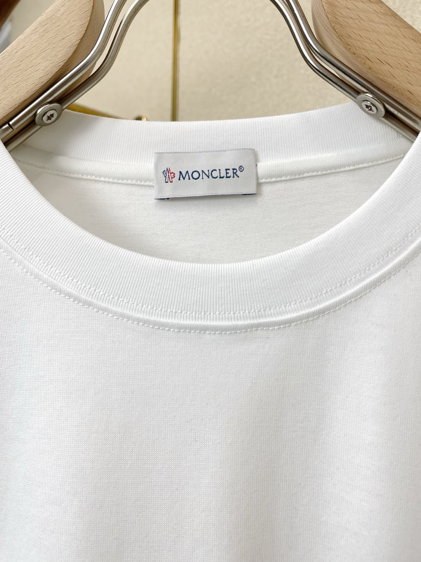 。Moncler蒙口💥砸锅卖铁都要上的新款新款原单男士休闲短袖 高端定制 高端版本 时尚百搭爆款⚠️⚠️