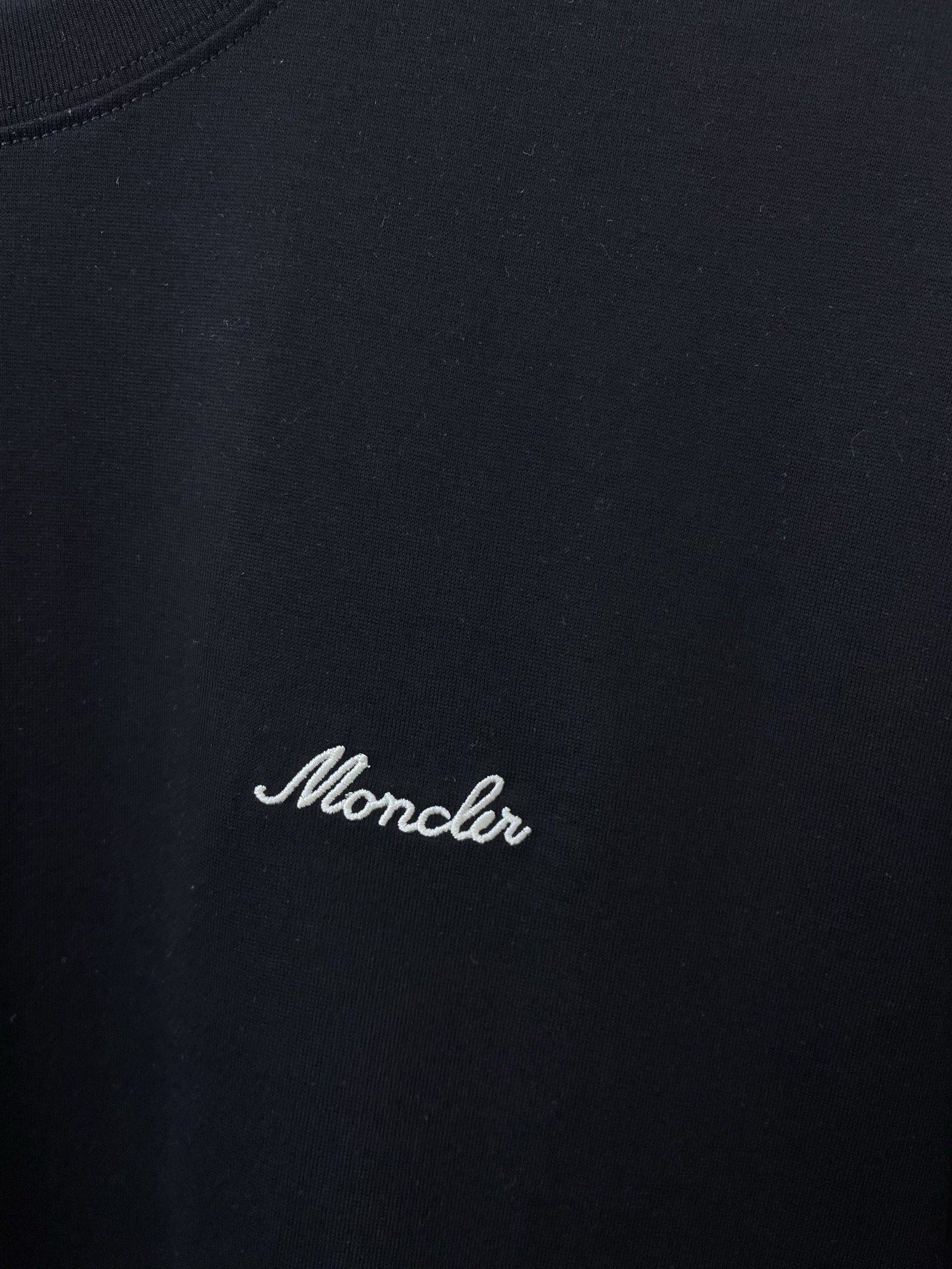 。Moncler蒙口💥砸锅卖铁都要上的新款新款原单男士休闲短袖 高端定制 高端版本 时尚百搭爆款⚠️⚠️