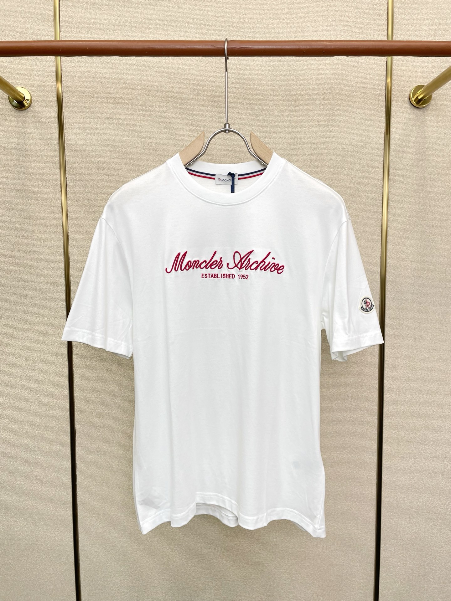 。Moncler蒙口💥砸锅卖铁都要上的新款新款原单男士休闲短袖 高端定制 高端版本 时尚百搭爆款⚠️⚠️