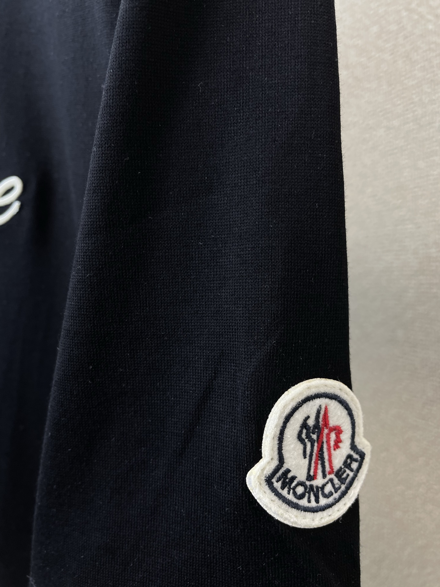 。Moncler蒙口💥砸锅卖铁都要上的新款新款原单男士休闲短袖 高端定制 高端版本 时尚百搭爆款⚠️⚠️