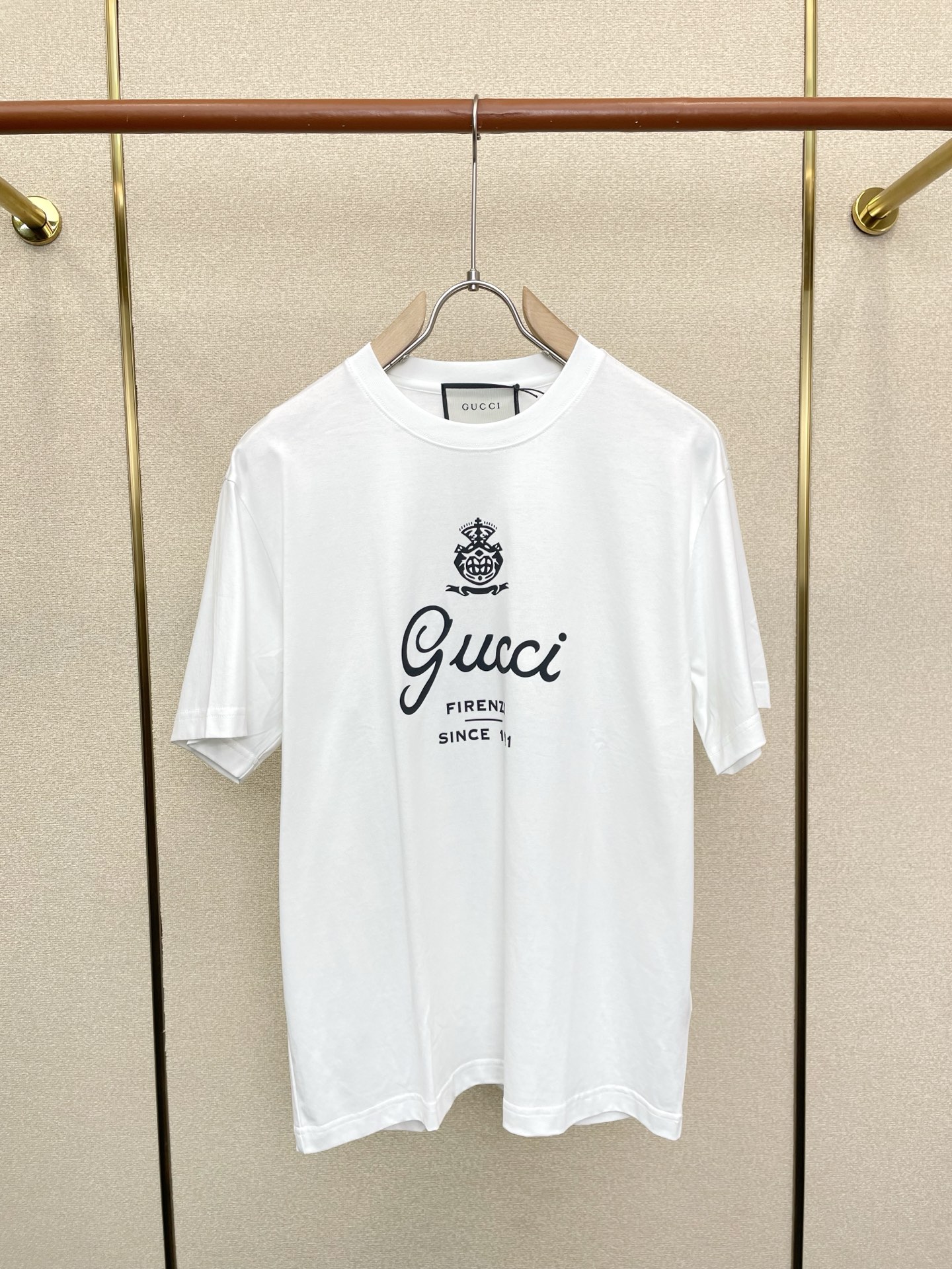 。Gucci古驰💥砸锅卖铁都要上的新款新款原单男士休闲短袖 高端定制 高端版本 时尚百搭爆款⚠️⚠️✨✨