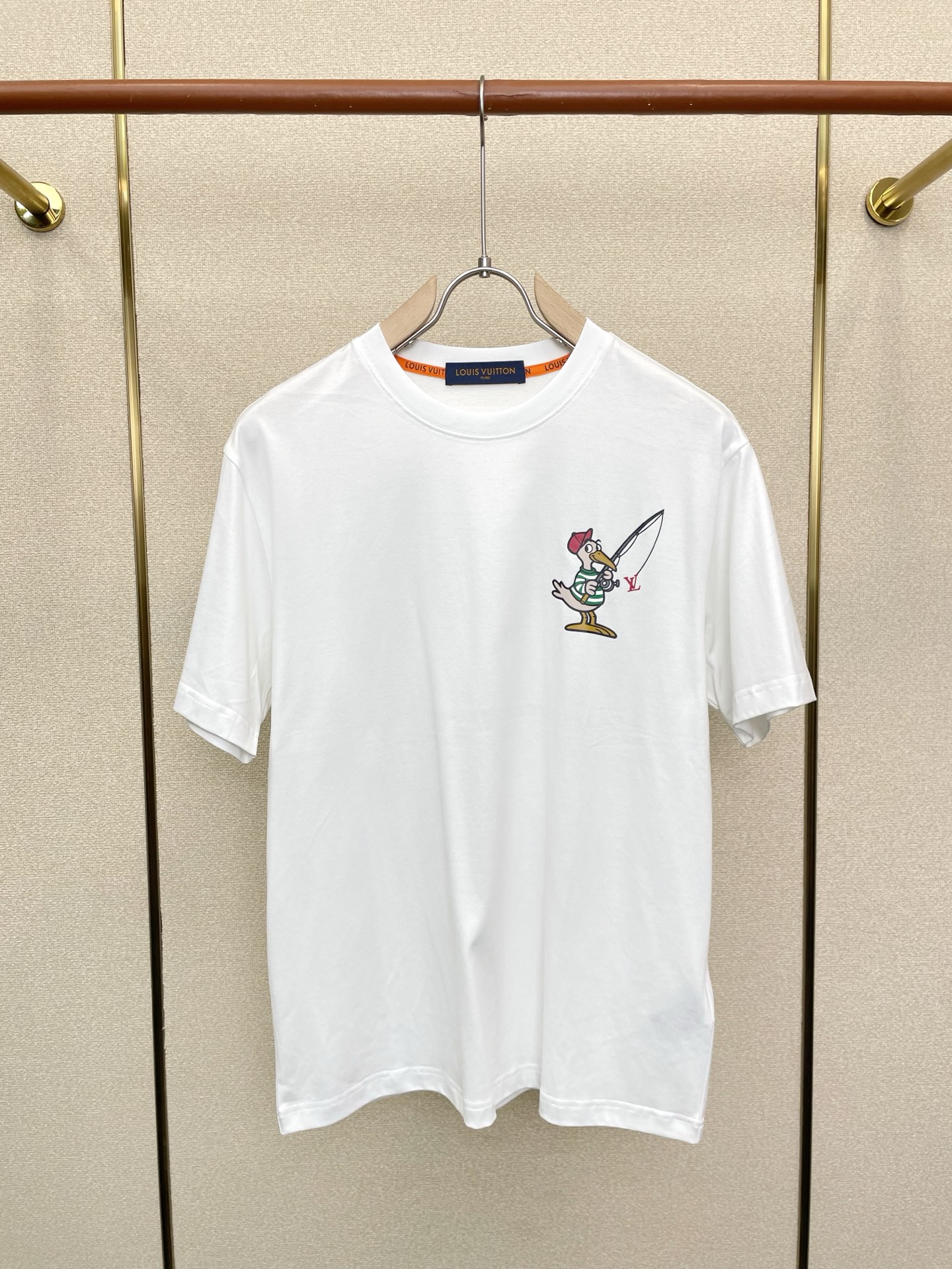 。Louis Vuitton路易威登💥砸锅卖铁都要上的新款新款原单男士休闲短袖 高端定制 高端版本 时尚