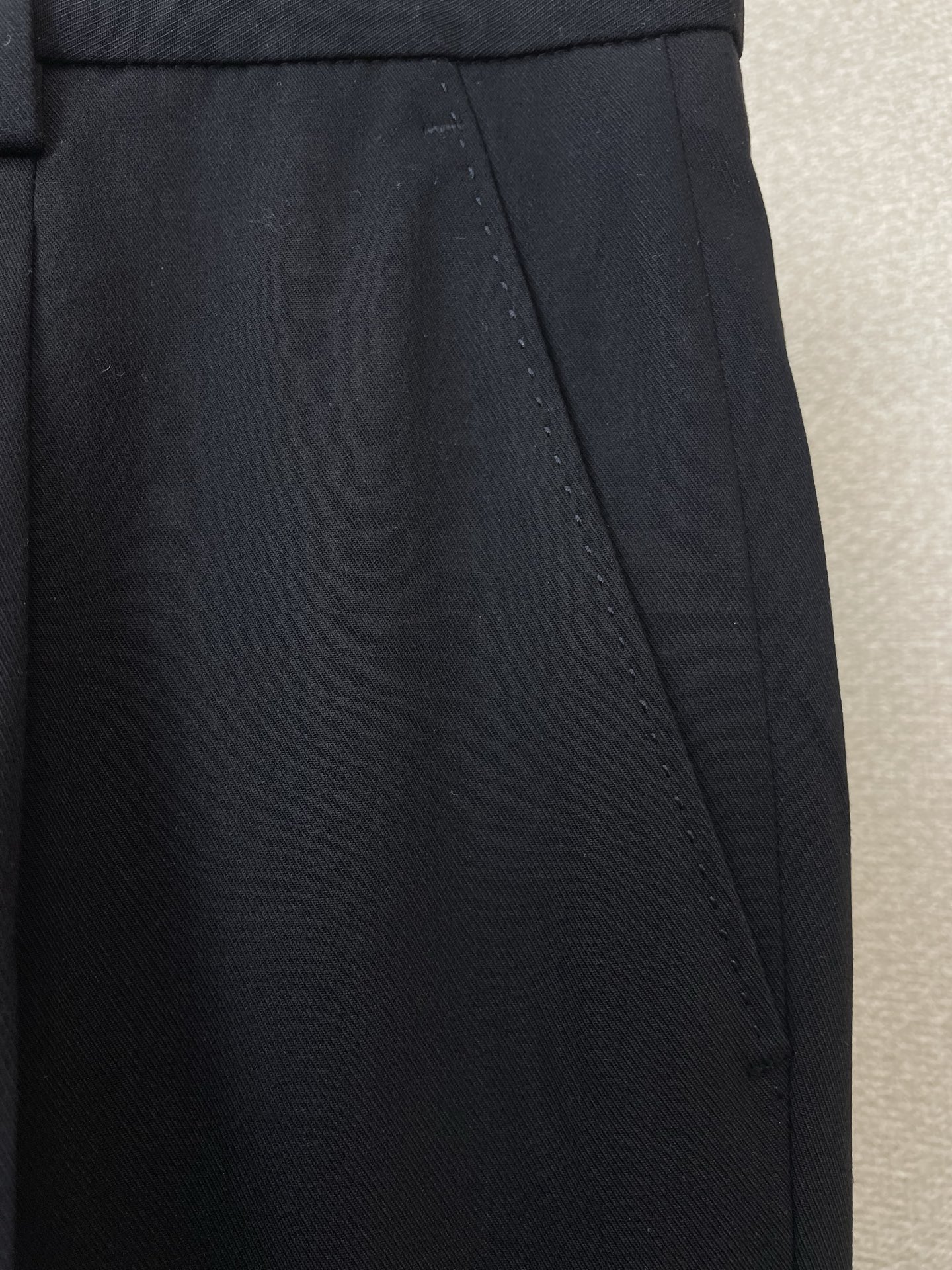 。Loro Piana-Loro Piana 诺悠翩雅💥砸锅卖铁都要上的新款新款休闲裤 高端版本！专柜定