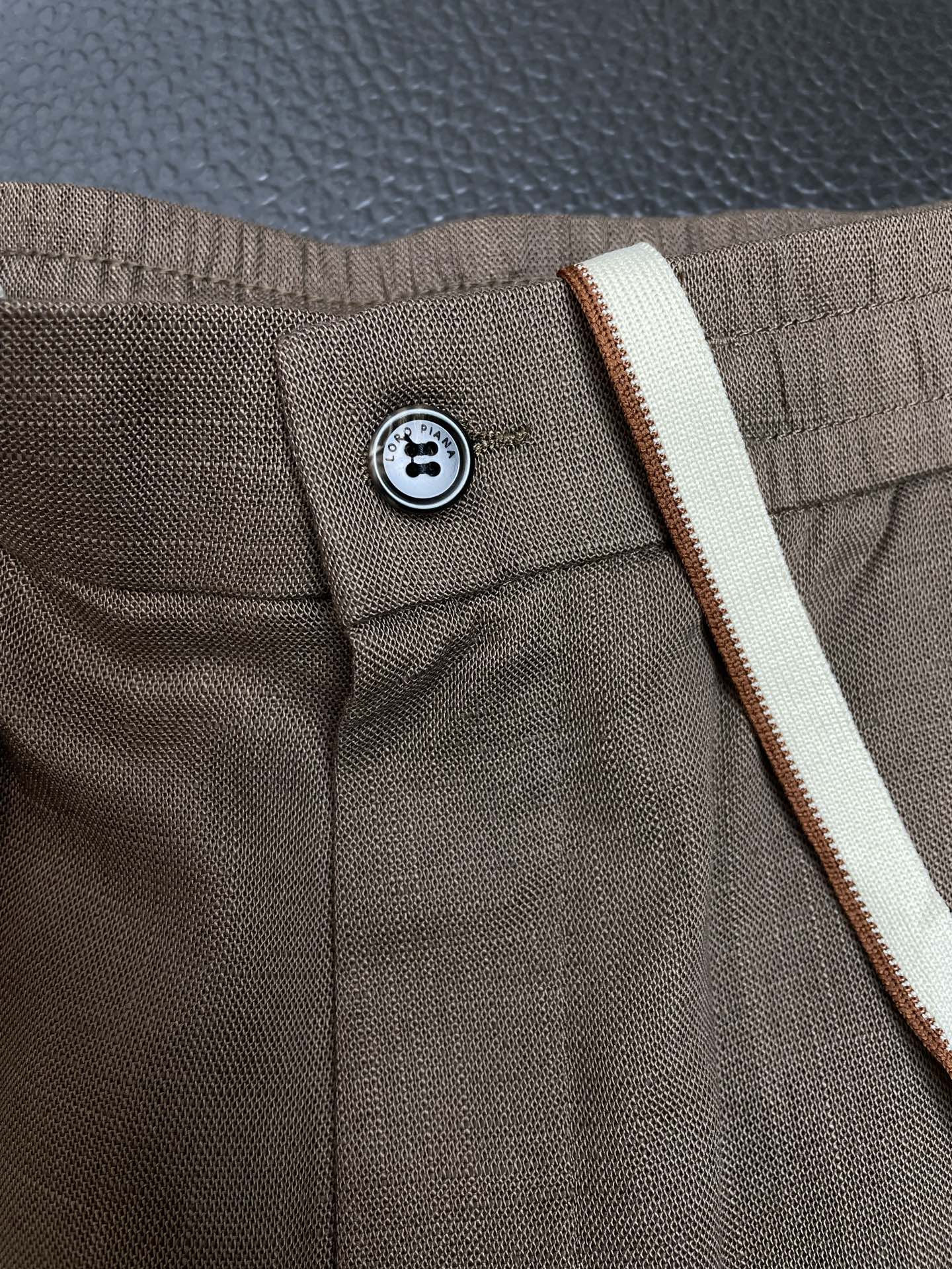。Loro Piana-Loro Piana 诺悠翩雅💥砸锅卖铁都要上的新款新款休闲裤 高端版本！专柜定