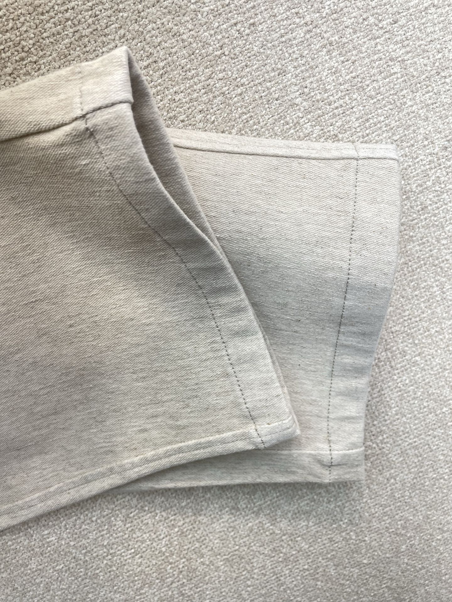 。Louis Vuitton路易威登💥砸锅卖铁都要上的新款新款 休闲裤 高端版本！专柜定制面料 透气舒适