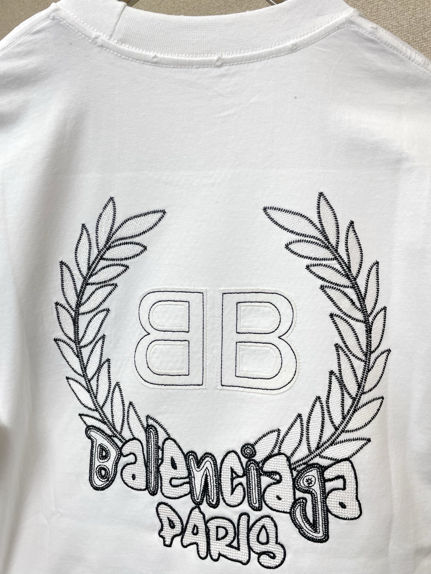。BALENCIAGA巴黎世家💥砸锅卖铁都要上的新款新款原单男士休闲短袖 高端定制 高端版本 时尚百搭爆