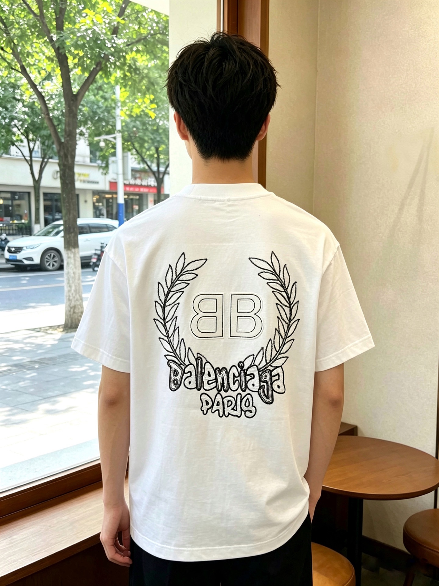 。BALENCIAGA巴黎世家💥砸锅卖铁都要上的新款新款原单男士休闲短袖 高端定制 高端版本 时尚百搭爆