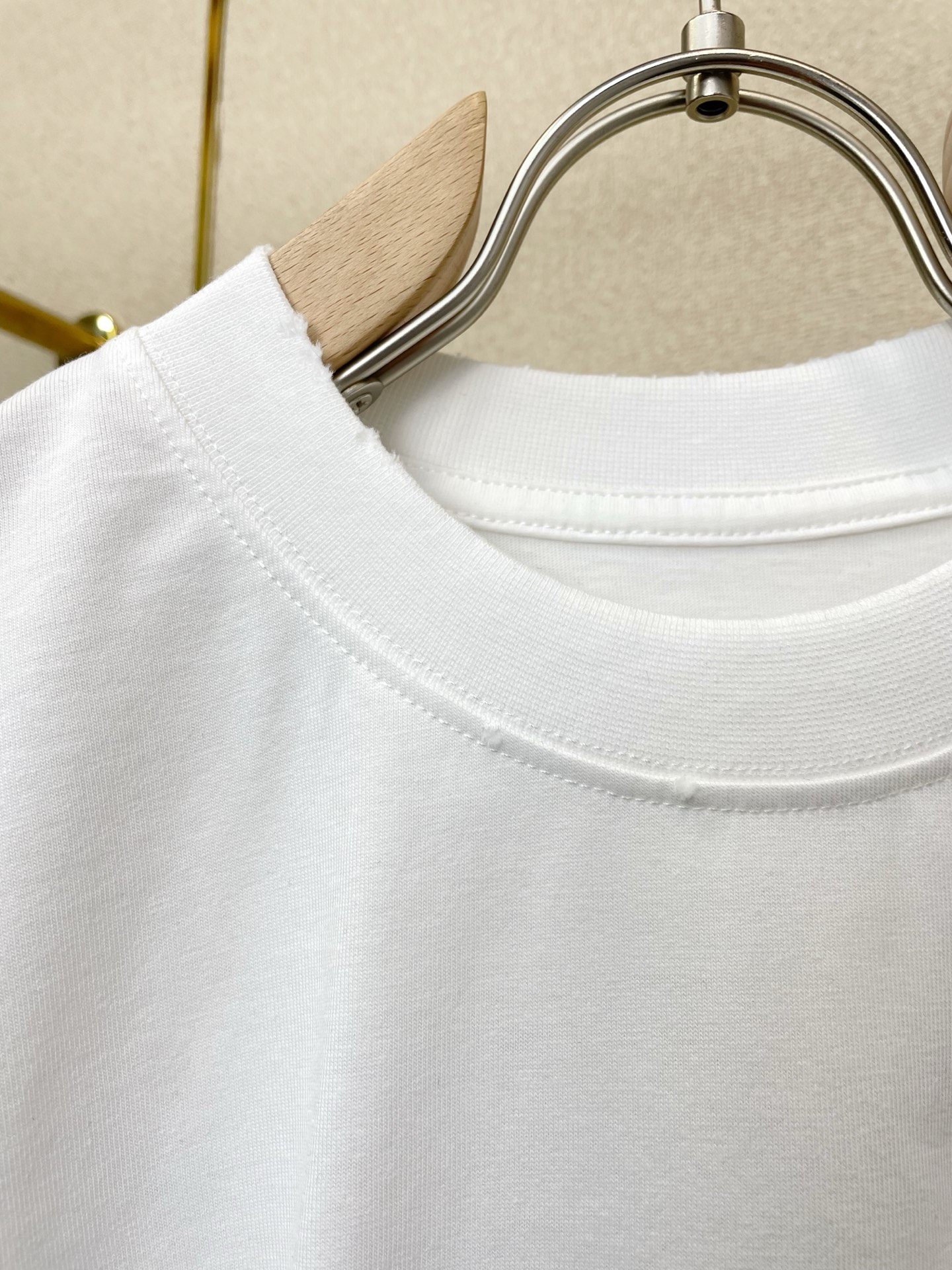 。BALENCIAGA巴黎世家💥砸锅卖铁都要上的新款新款原单男士休闲短袖 高端定制 高端版本 时尚百搭爆