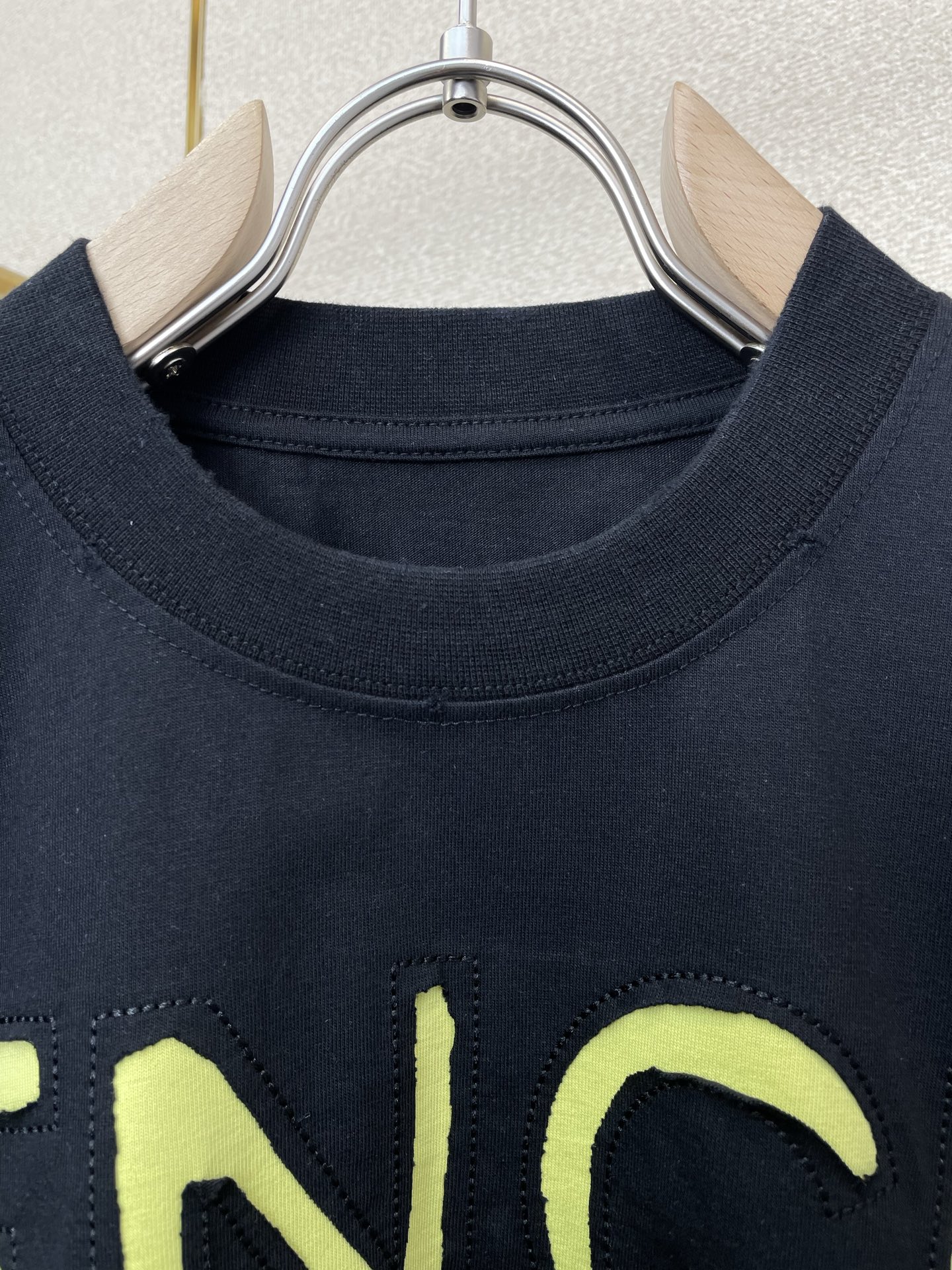 。BALENCIAGA巴黎世家💥砸锅卖铁都要上的新款新款原单男士休闲短袖 高端定制 高端版本 时尚百搭爆