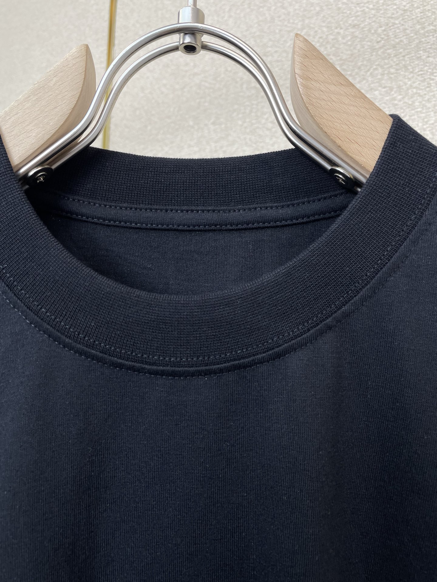 。Prada普拉达💥砸锅卖铁都要上的新款新款原单男士休闲短袖 高端定制 高端版本 时尚百搭爆款⚠️⚠️✨