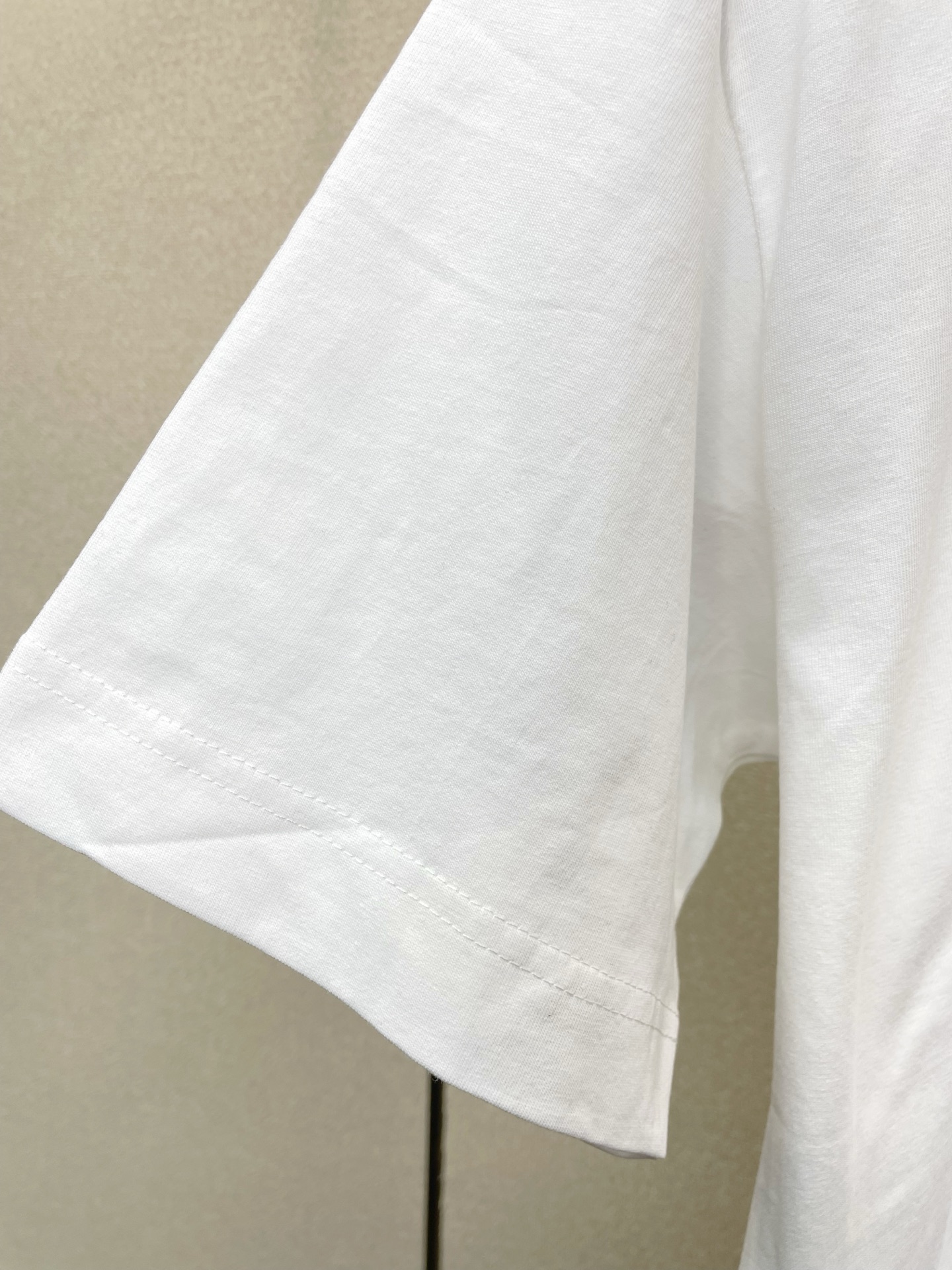 。Burberry巴宝莉💥砸锅卖铁都要上的新款新款原单男士休闲短袖 高端定制 高端版本 时尚百搭爆款⚠️