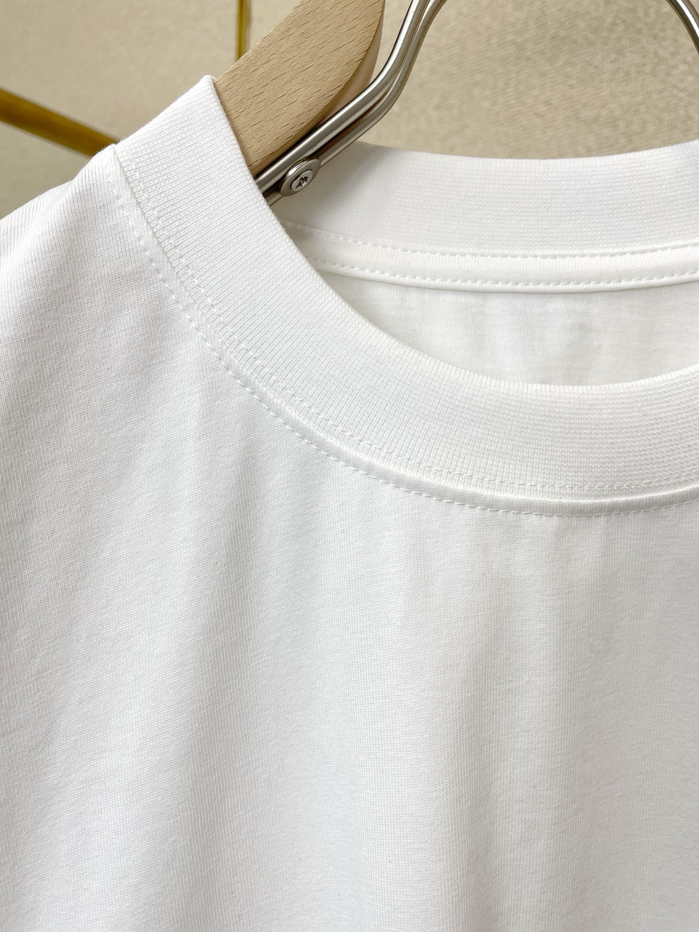 。Burberry巴宝莉💥砸锅卖铁都要上的新款新款原单男士休闲短袖 高端定制 高端版本 时尚百搭爆款⚠️