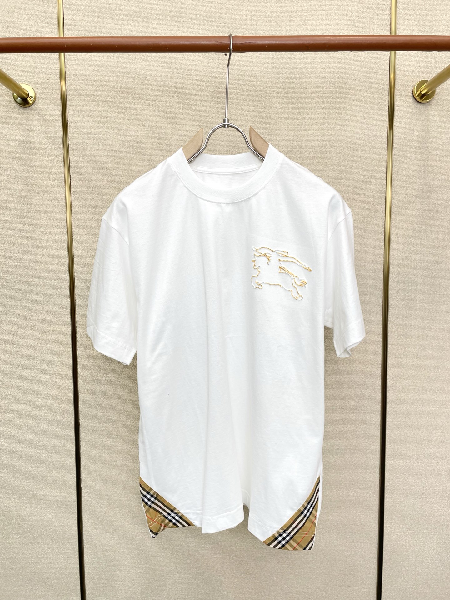 。Burberry巴宝莉💥砸锅卖铁都要上的新款新款原单男士休闲短袖 高端定制 高端版本 时尚百搭爆款⚠️