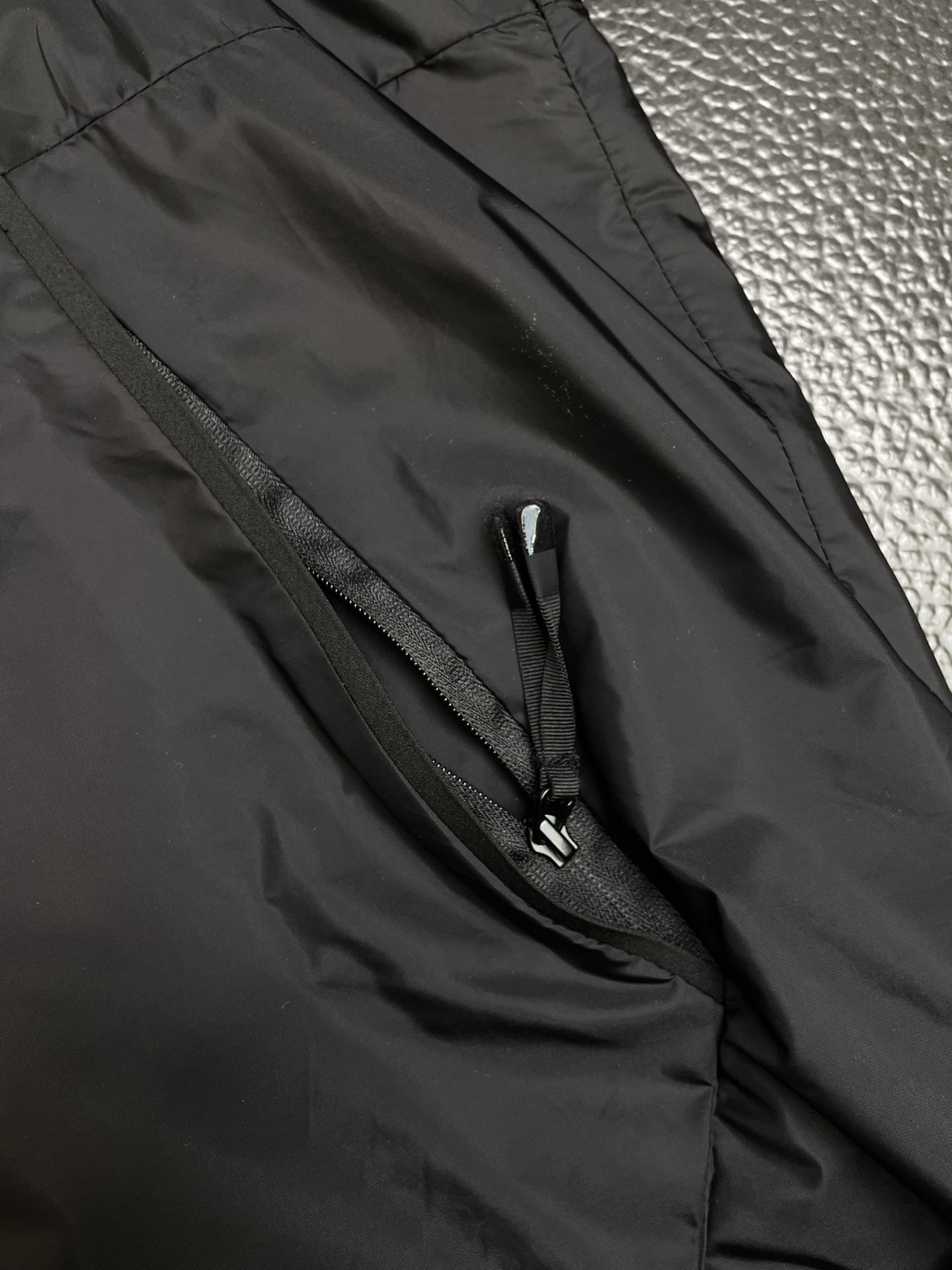 。Moncler蒙口💥砸锅卖铁都要上的新款新款原单男士休闲连帽马甲 高端定制 高端版本 时尚百搭爆款⚠️