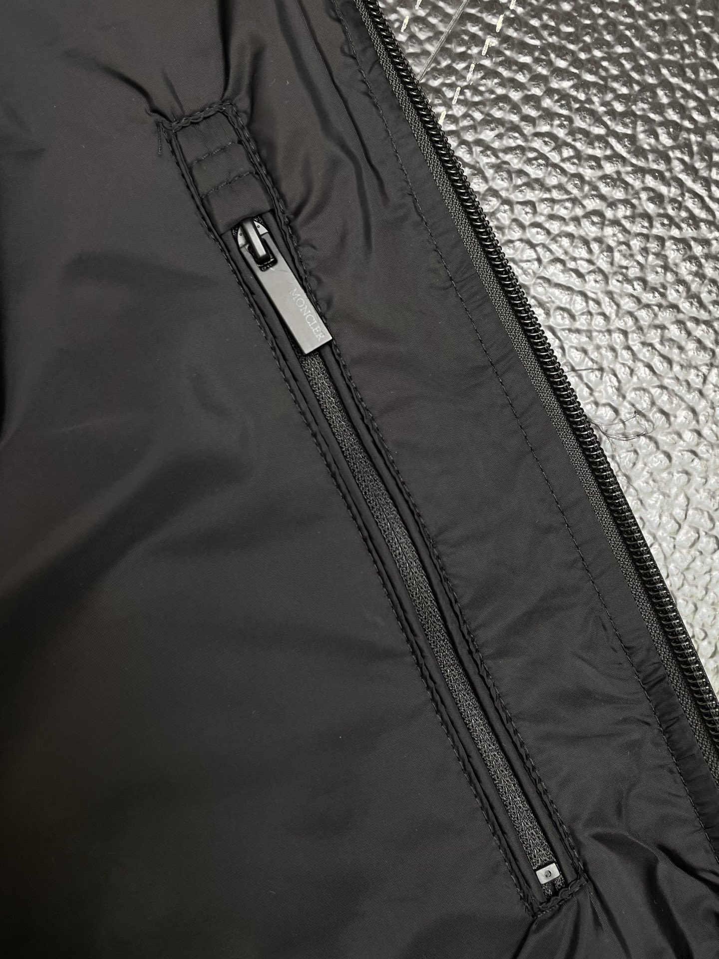 。Moncler蒙口💥砸锅卖铁都要上的新款新款原单男士休闲连帽马甲 高端定制 高端版本 时尚百搭爆款⚠️