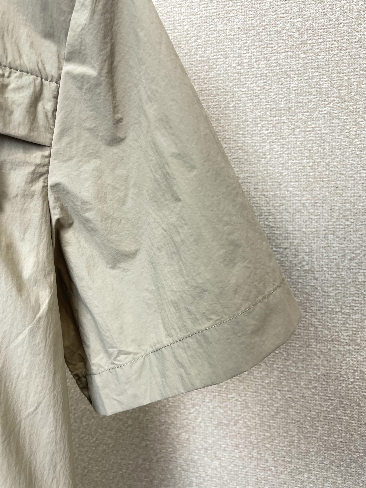 。Louis Vuitton路易威登💥砸锅卖铁都要上的新款新款原单男士休闲长袖外套 拉链开襟露营短袖衬衫