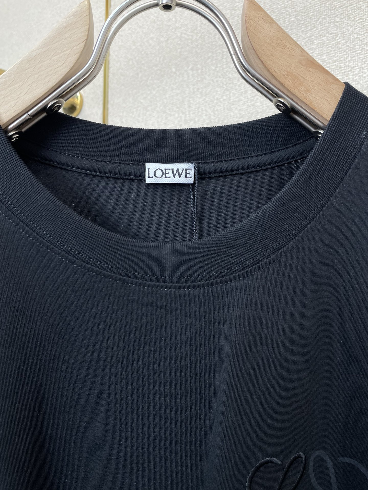 。LOEWE罗意威💥砸锅卖铁都要上的新款新款原单男士休闲短袖 高端定制 高端版本 时尚百搭爆款⚠️⚠️✨