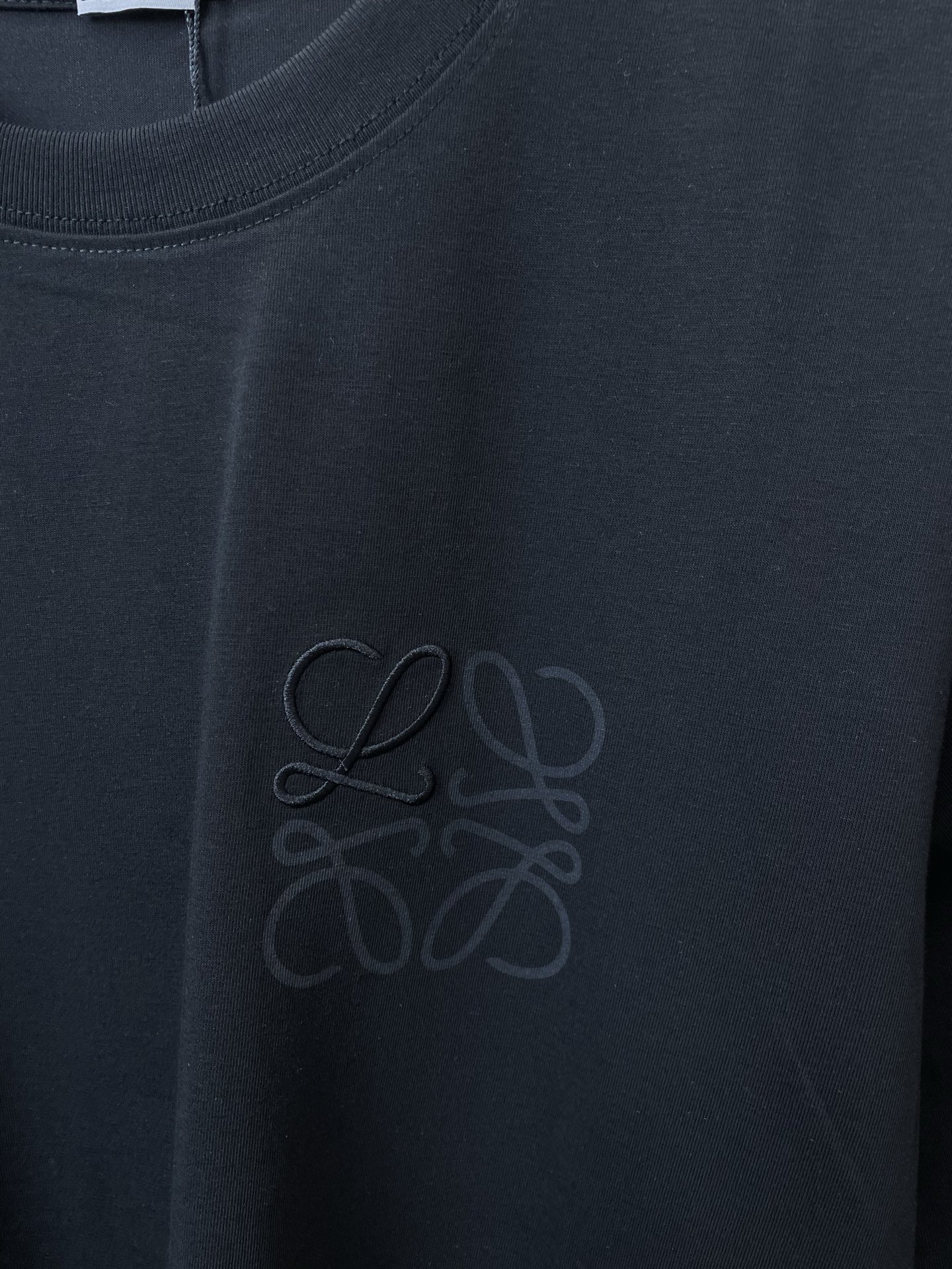 。LOEWE罗意威💥砸锅卖铁都要上的新款新款原单男士休闲短袖 高端定制 高端版本 时尚百搭爆款⚠️⚠️✨